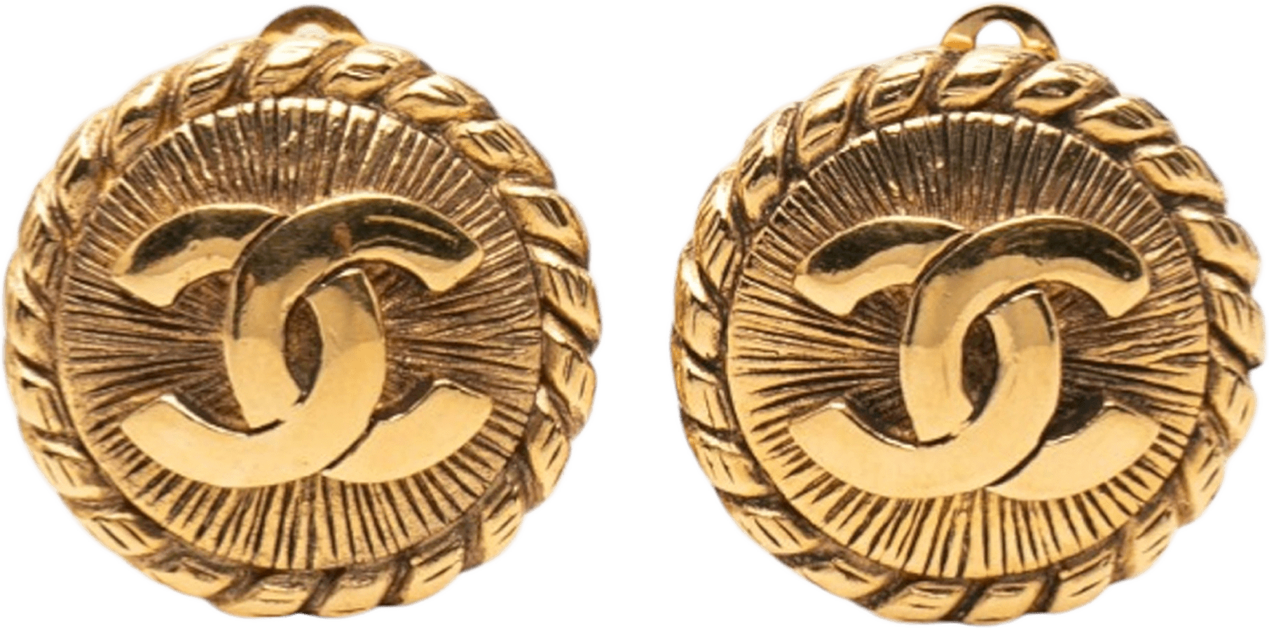 Chanel Gold Plated Cc Round Clip On Earrings, från Luxclusif, i färgen gold.