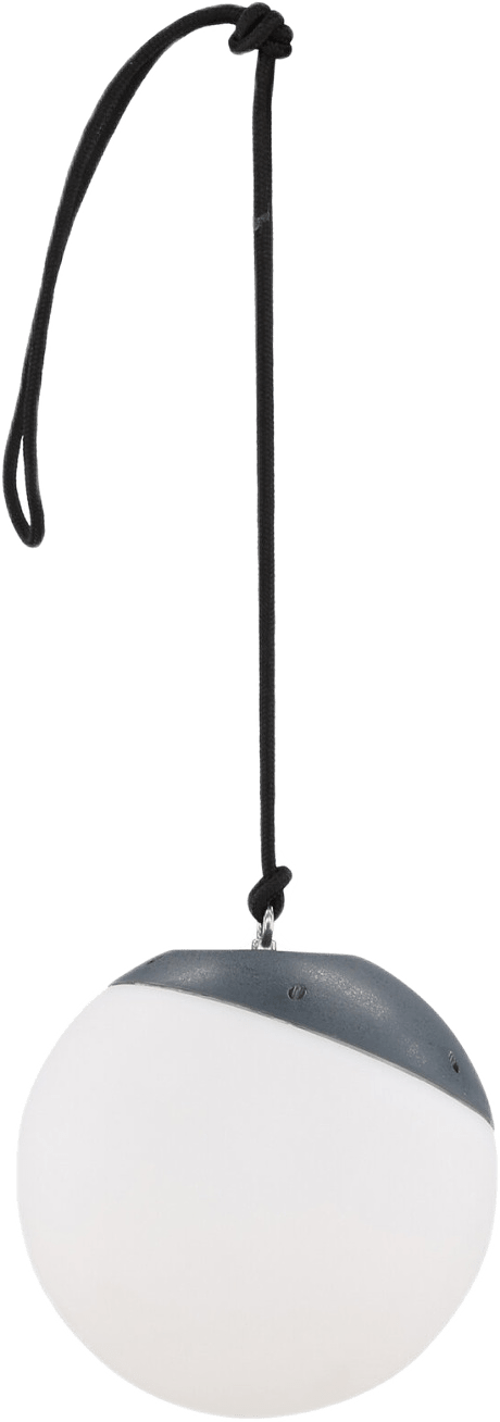 Doris Taklampa, från Venture Home, i färgen svart.