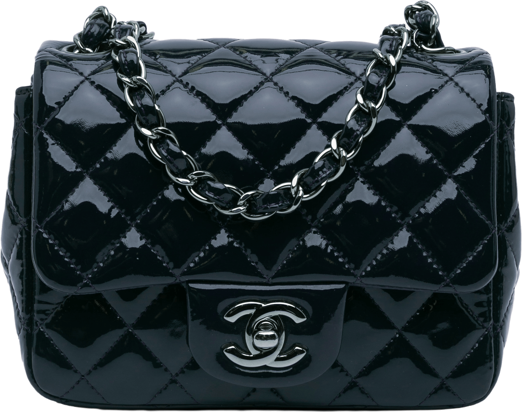 Chanel Mini Square Classic Patent Single Flap, från Luxclusif, i färgen navy.