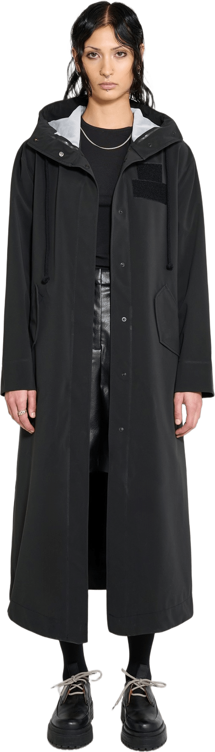 Chatham Matte Raincoat, från Stutterheim, i färgen black.