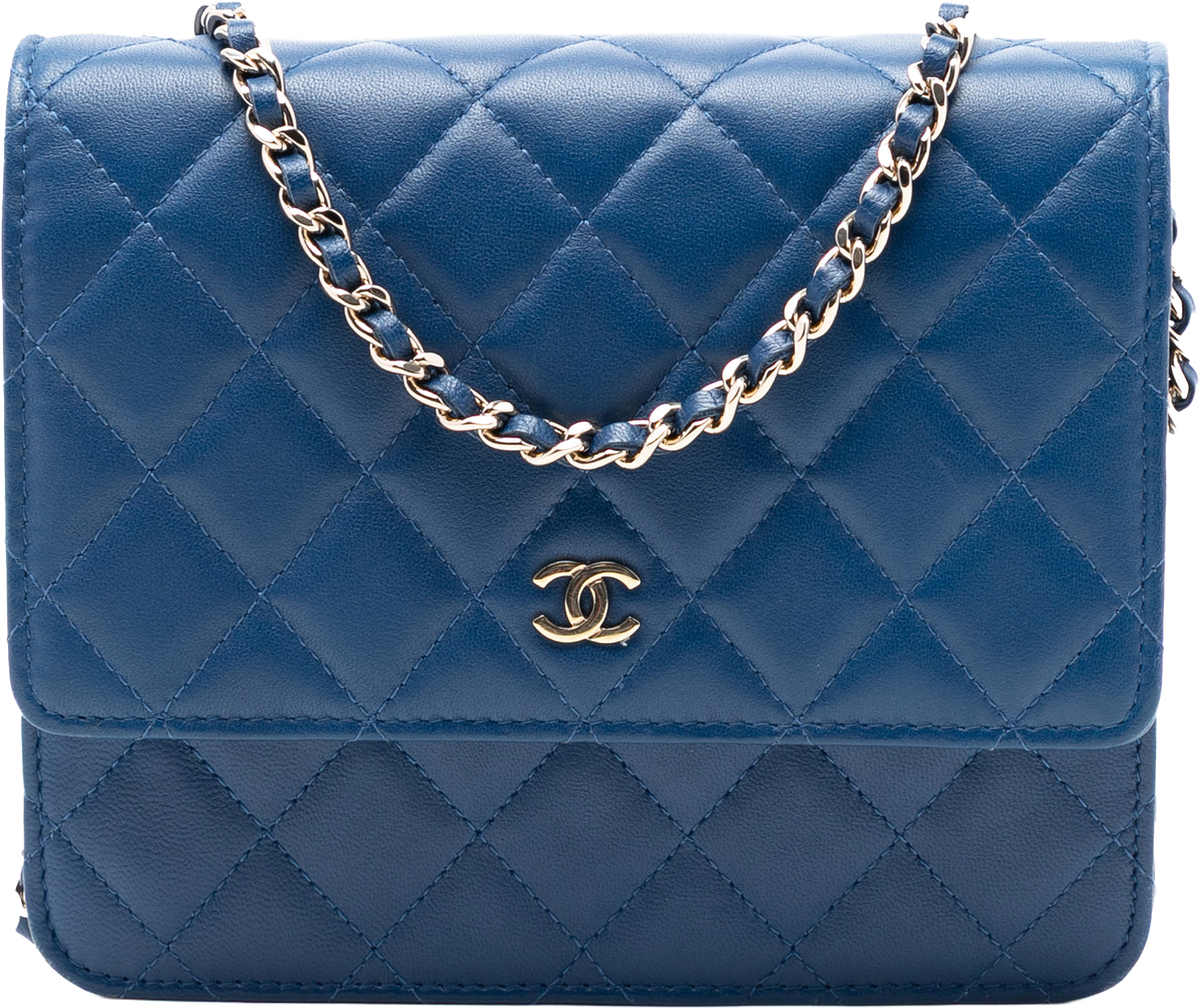 Chanel Cc Square Quilted Lambskin Wallet On Chain, från Luxclusif, i färgen blue.