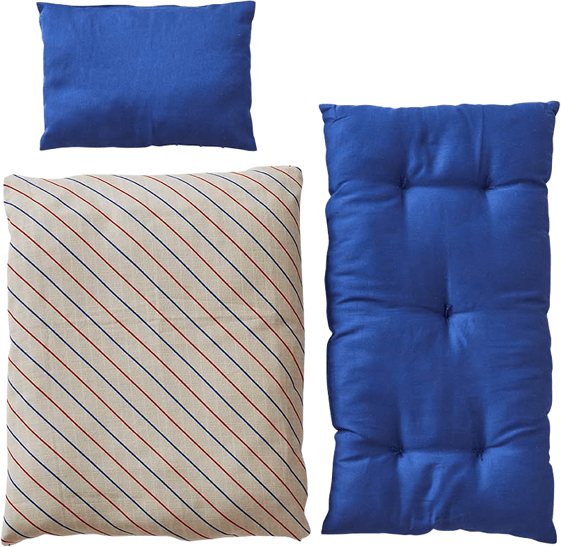 Iro Doll Bedding With Mattress, från OYOY Mini, i färgen blue.
