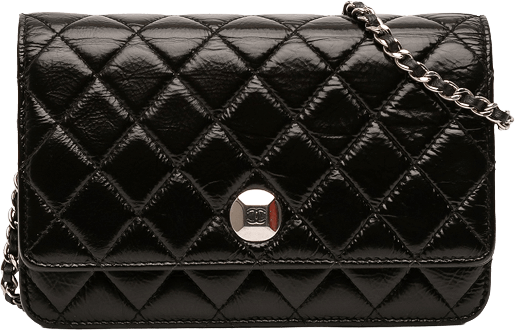 Chanel Cc Quilted Crinkled Patent Wallet On Chain, från Luxclusif, i färgen black.