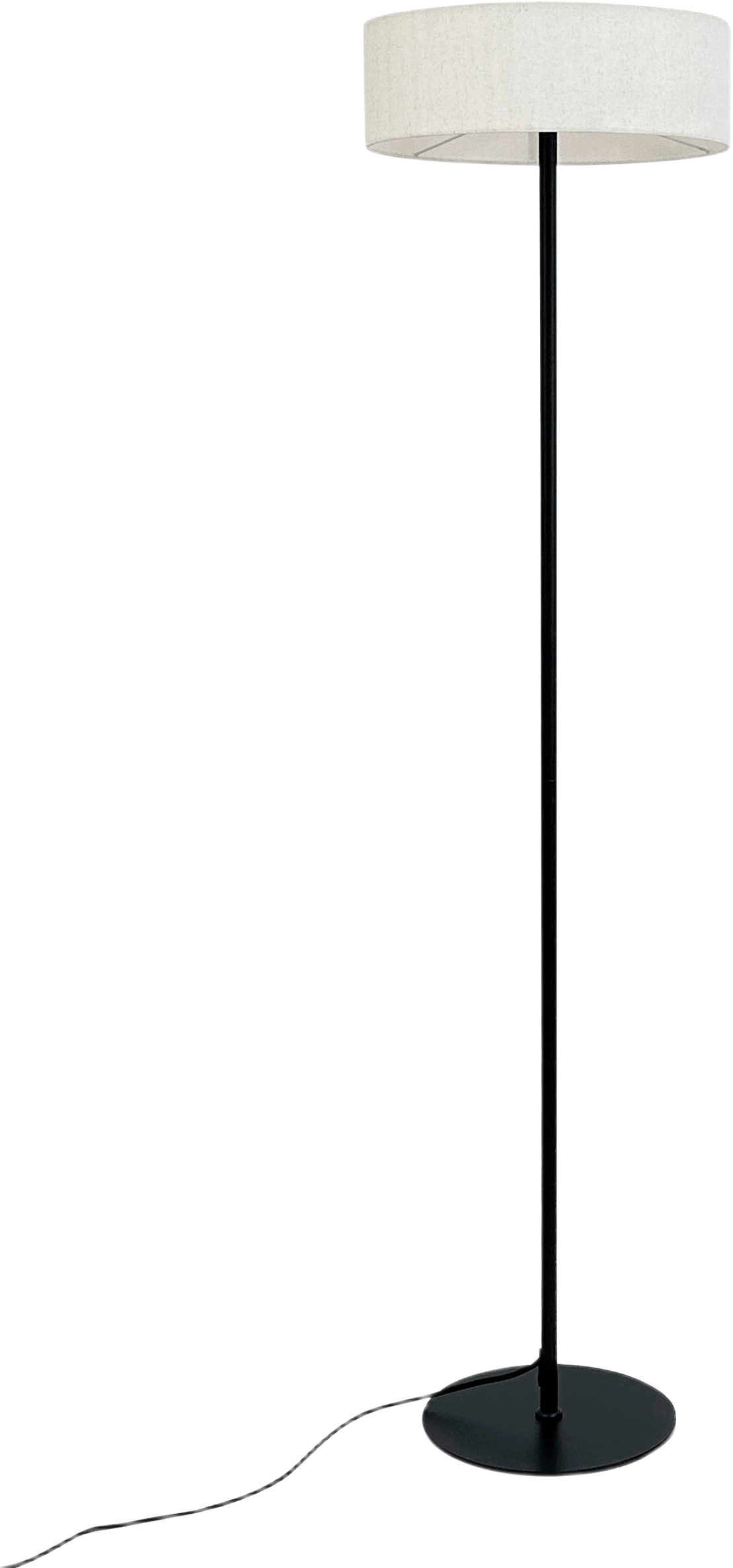 Calix Floor Lamp, från Dyberg Larsen, i färgen nature/ black.