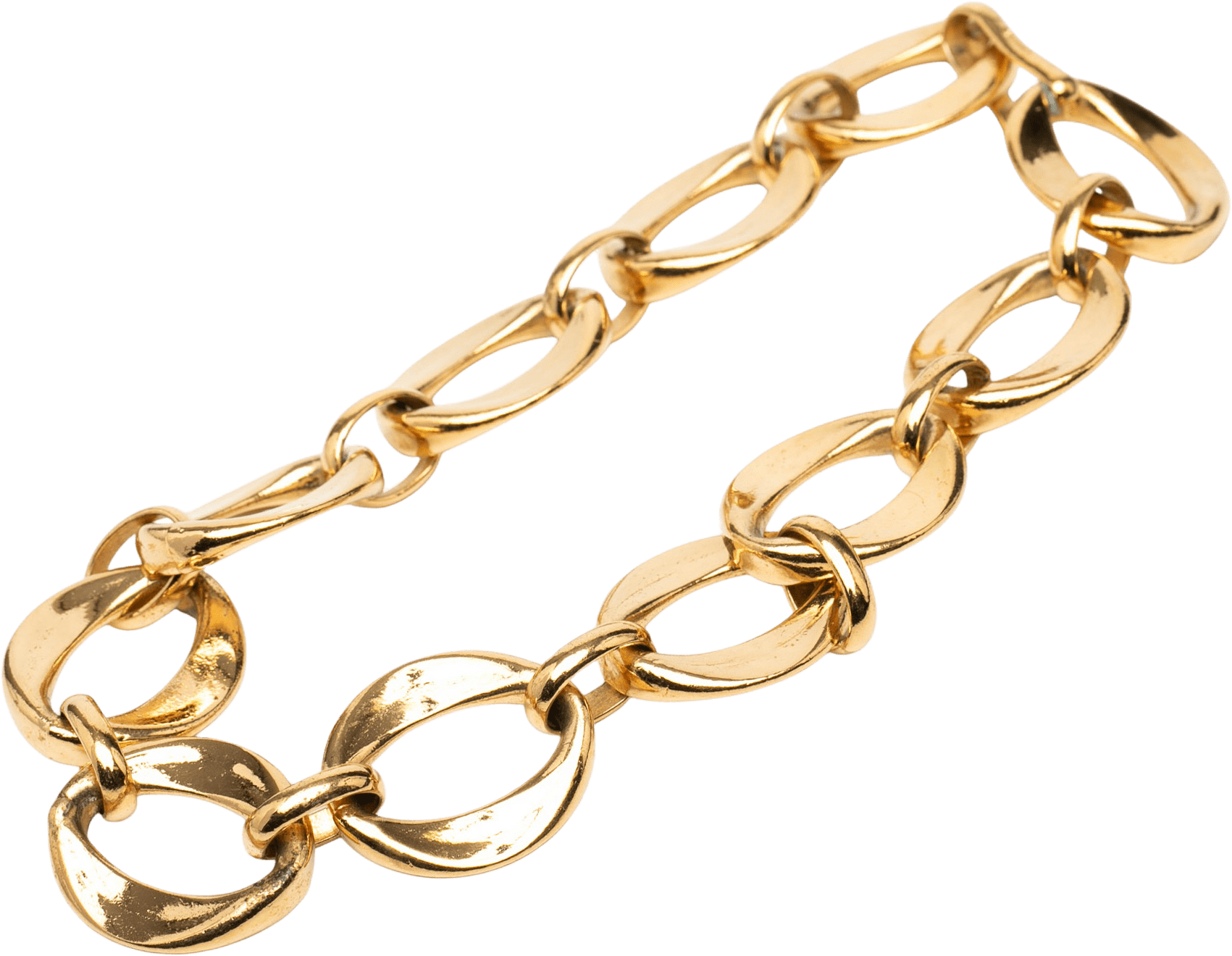 Chanel Gold Plated Oval Chain Link Choker Necklace, från Luxclusif, i färgen gold.