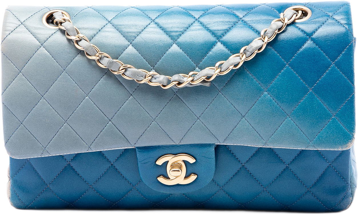 Chanel Medium Classic Ombre Lambskin Double Flap, från Luxclusif, i färgen blå.