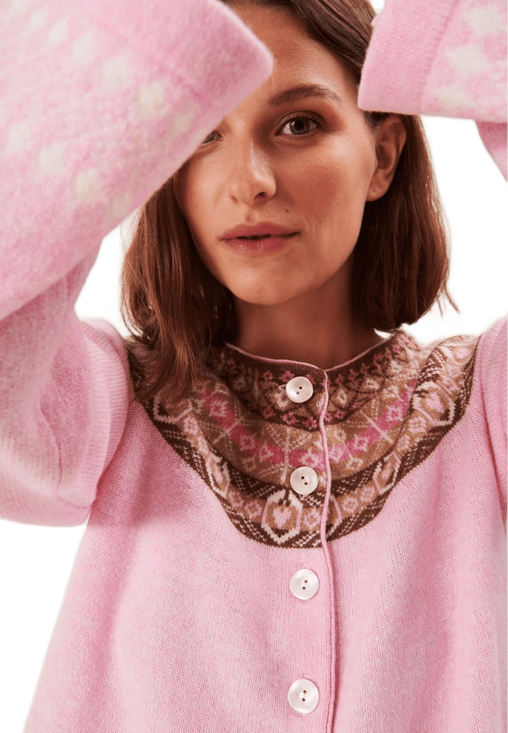 Vendela Cardigan, från Jumperfabriken, i färgen pink.