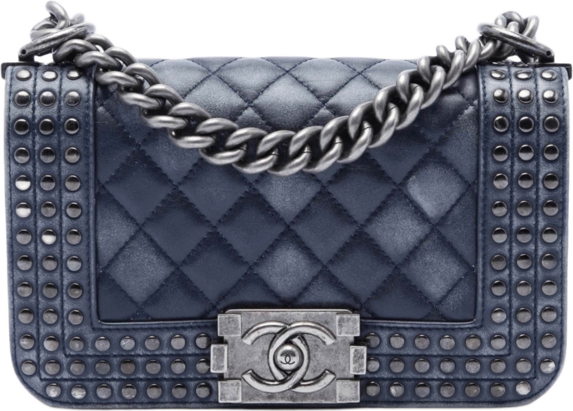Chanel Paris Dallas Small Quilted Distressed Calfskin Studded Boy Flap, från Luxclusif, i färgen blå.