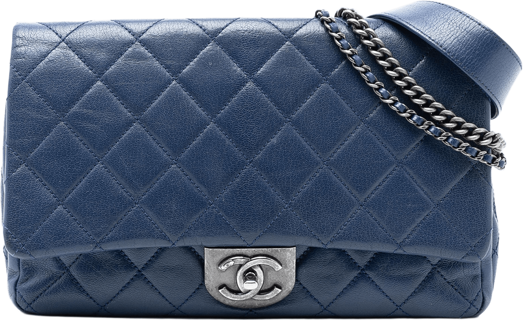 Chanel Large Quilted Goatskin Double Carry Waist Chain Flap, från Luxclusif, i färgen dark blue.