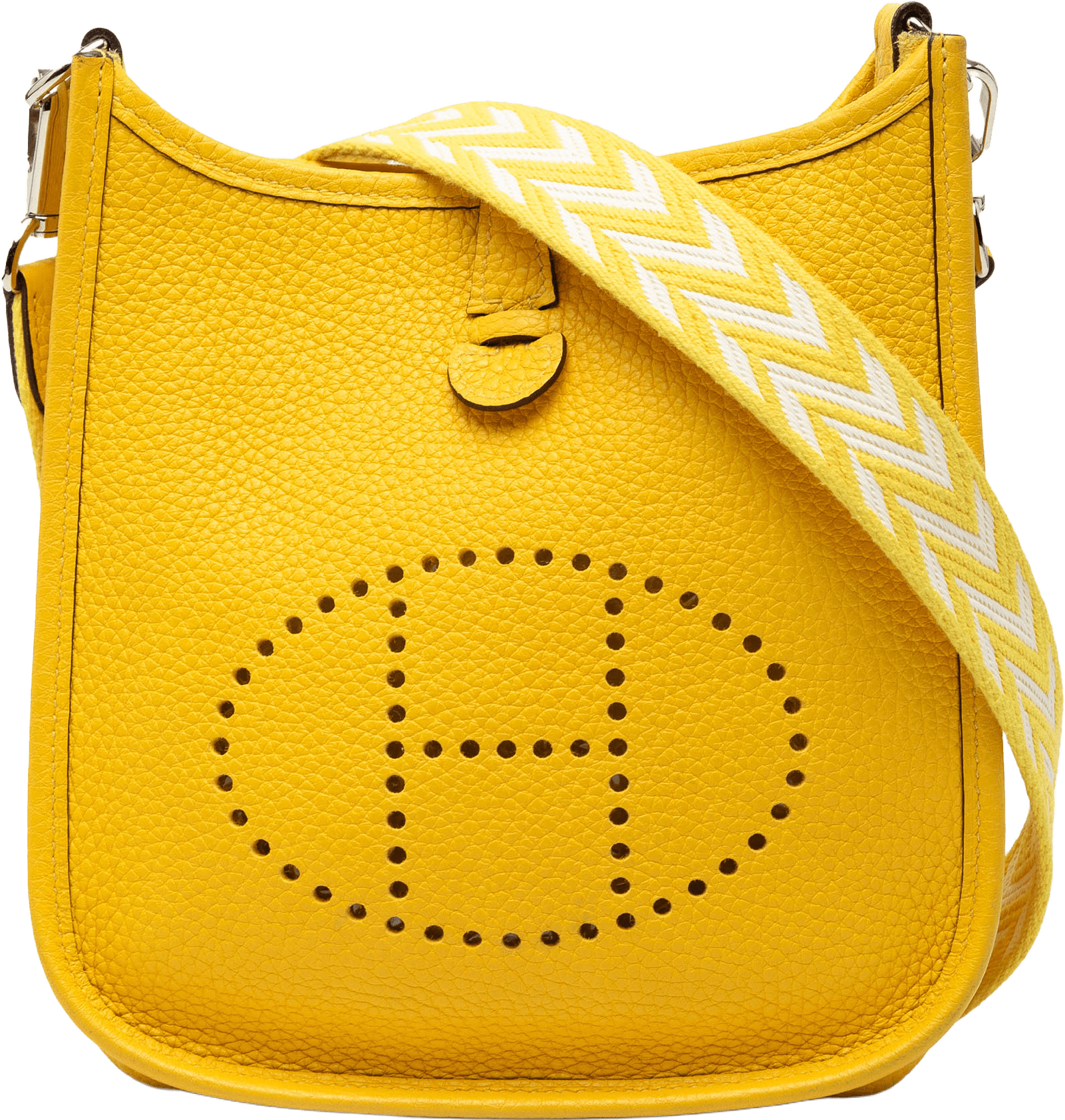 Hermès Clemence Amazone Evelyne Tpm 16, från Luxclusif, i färgen mustard.