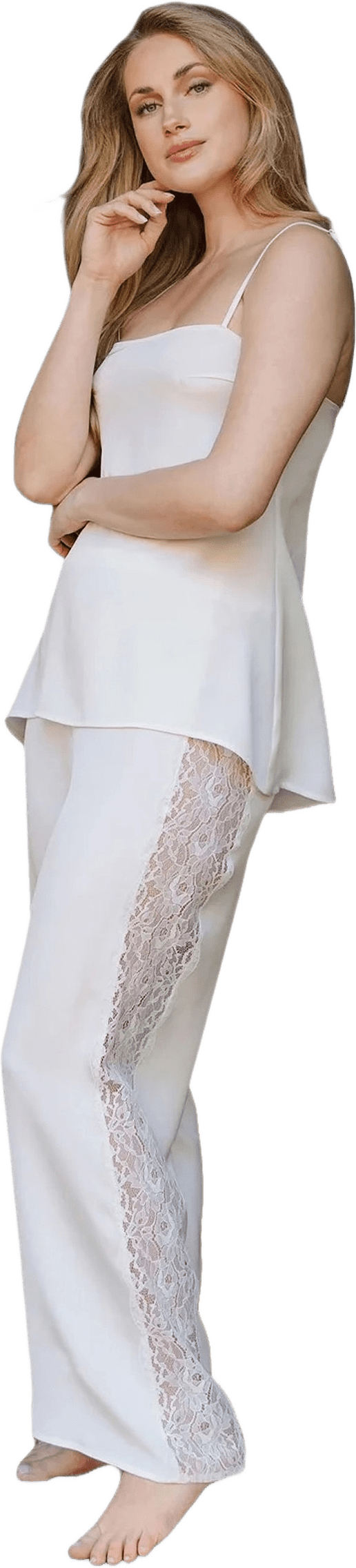 Colette Pants, från FEMIQUE, i färgen ivory.