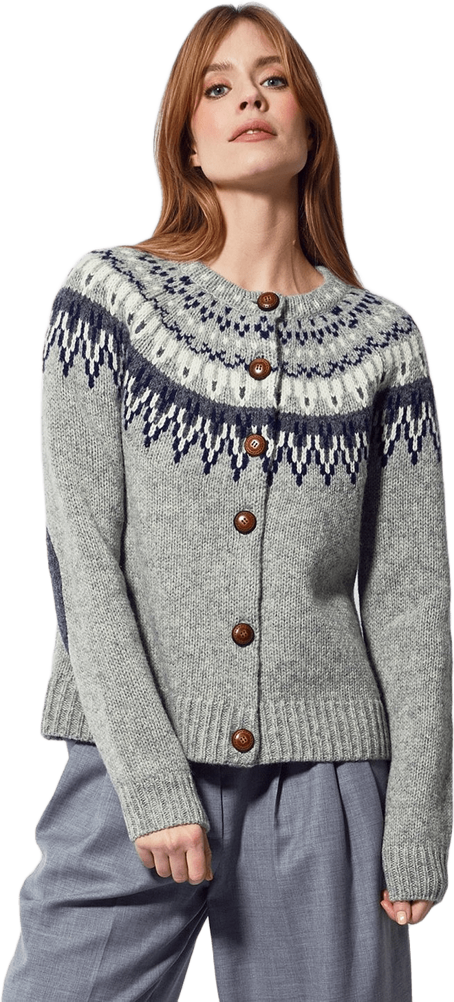 Joelle Cardigan, från Jumperfabriken, i färgen lightgrey.