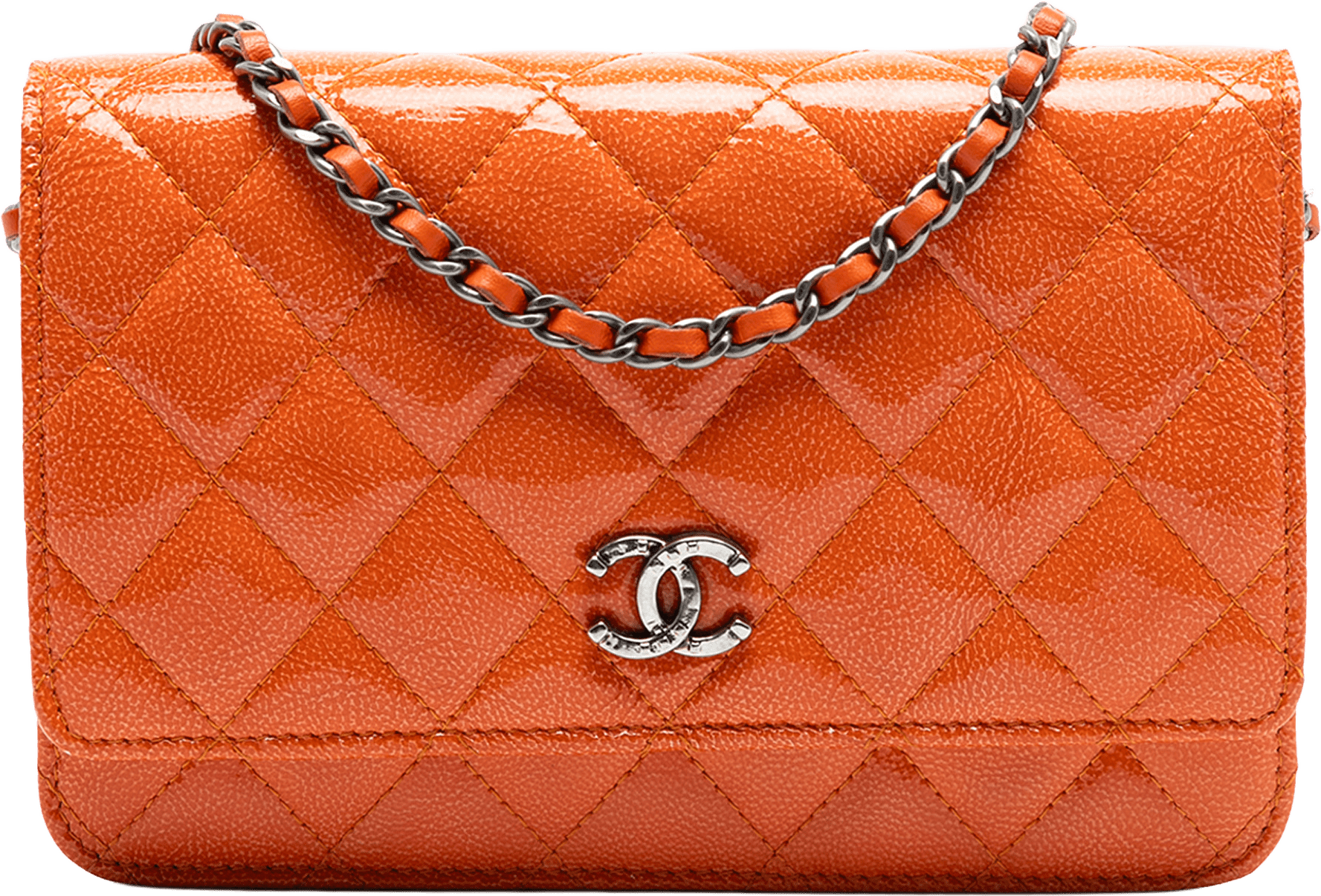 Chanel Paris Dallas Cc Quilted Patent Goatskin Wallet On Chain, från Luxclusif, i färgen orange.