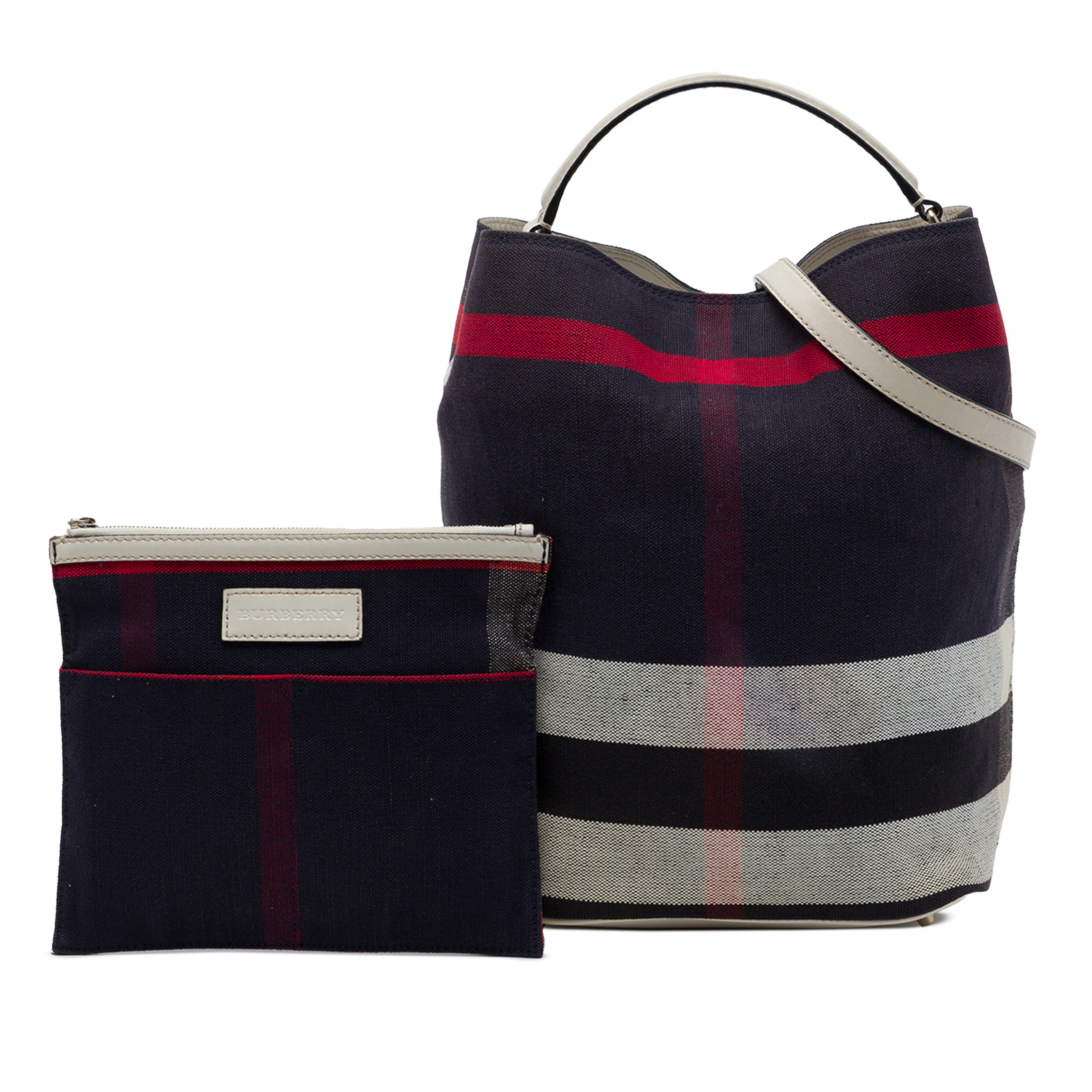 Burberry Medium Mega Check Canvas Ashby Bucket Bag, från Luxclusif, i färgen blå. Klicka för att öppna bilden i stort format