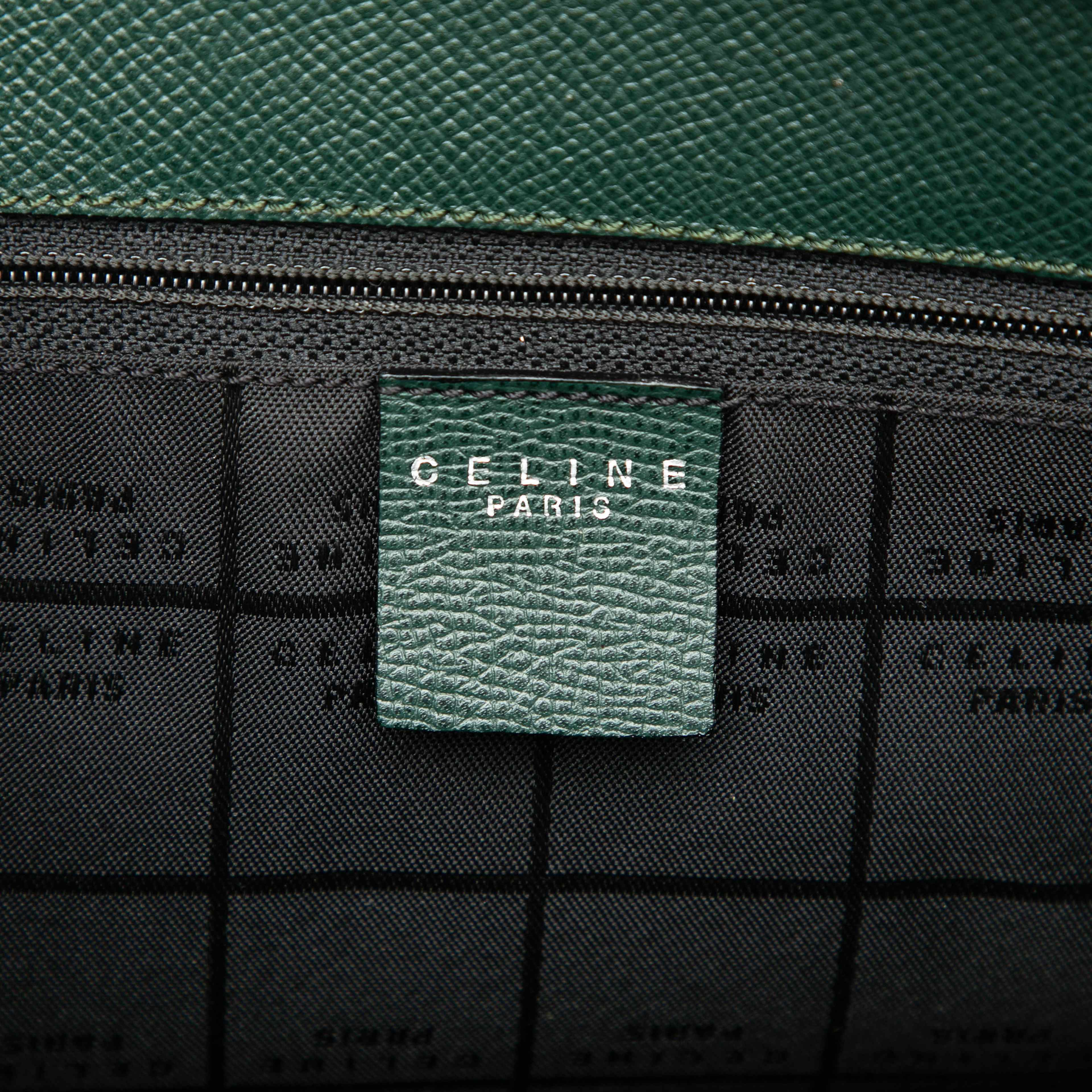 Celine Grained Calfskin Satchel, från Luxclusif, i färgen dark green. Klicka för att öppna bilden i stort format