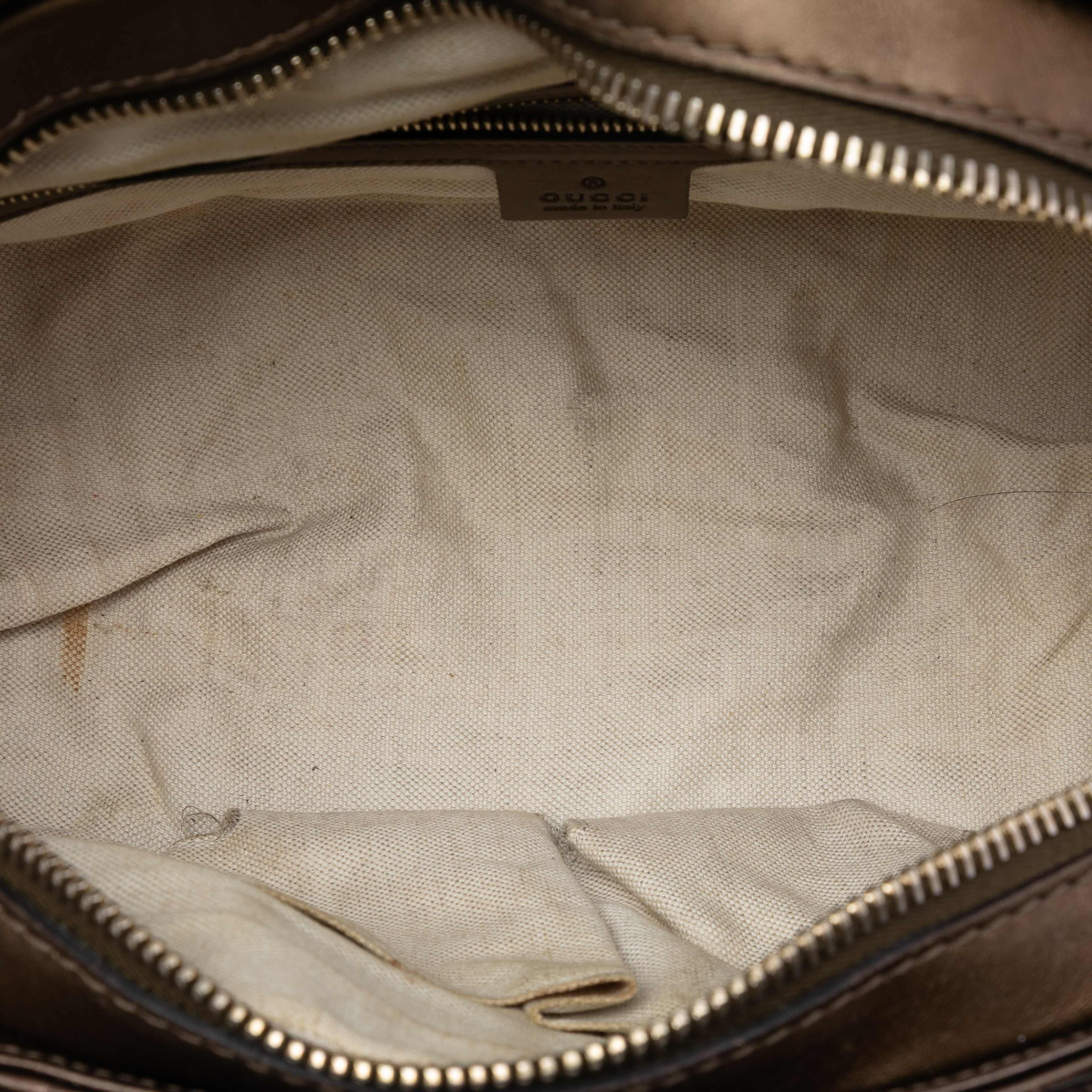 Gucci Gg Lurex Heart Bit Satchel, från Luxclusif, i färgen beige. Klicka för att öppna bilden i stort format