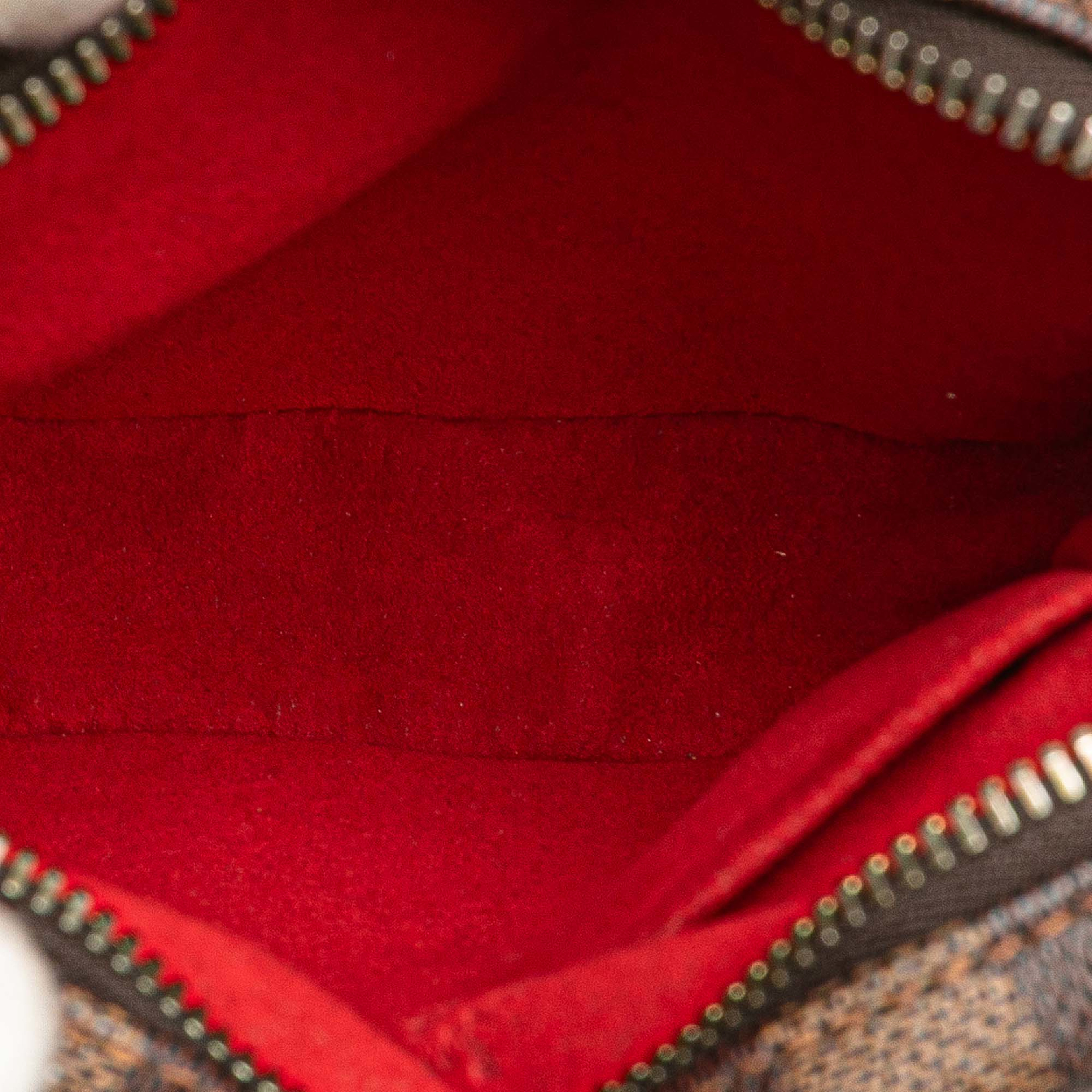 Louis Vuitton Damier Ebene Rift, från Luxclusif, i färgen brown. Klicka för att öppna bilden i stort format
