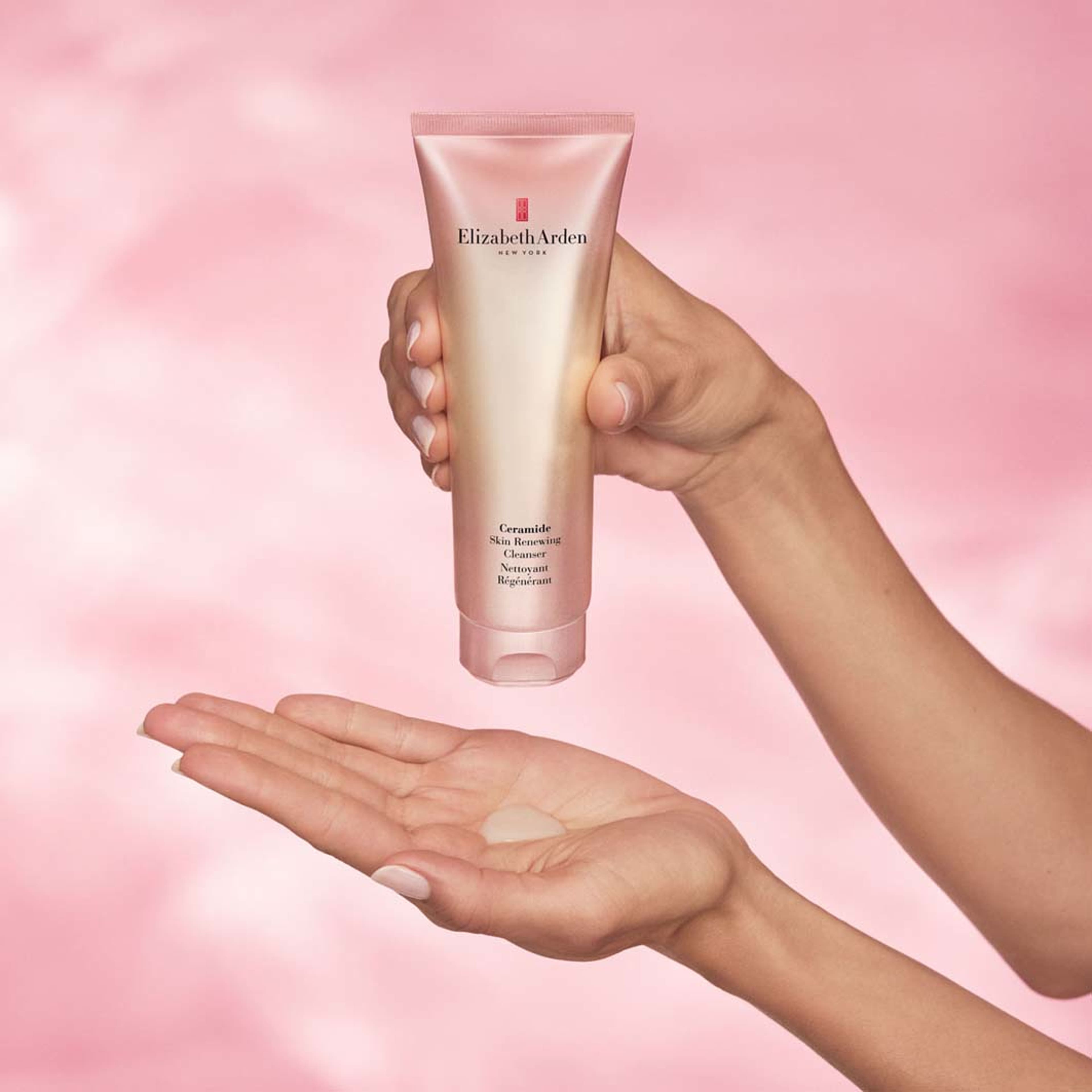 Ceramide Skin renewing cleanser, från Elizabeth Arden. Klicka för att öppna bilden i stort format