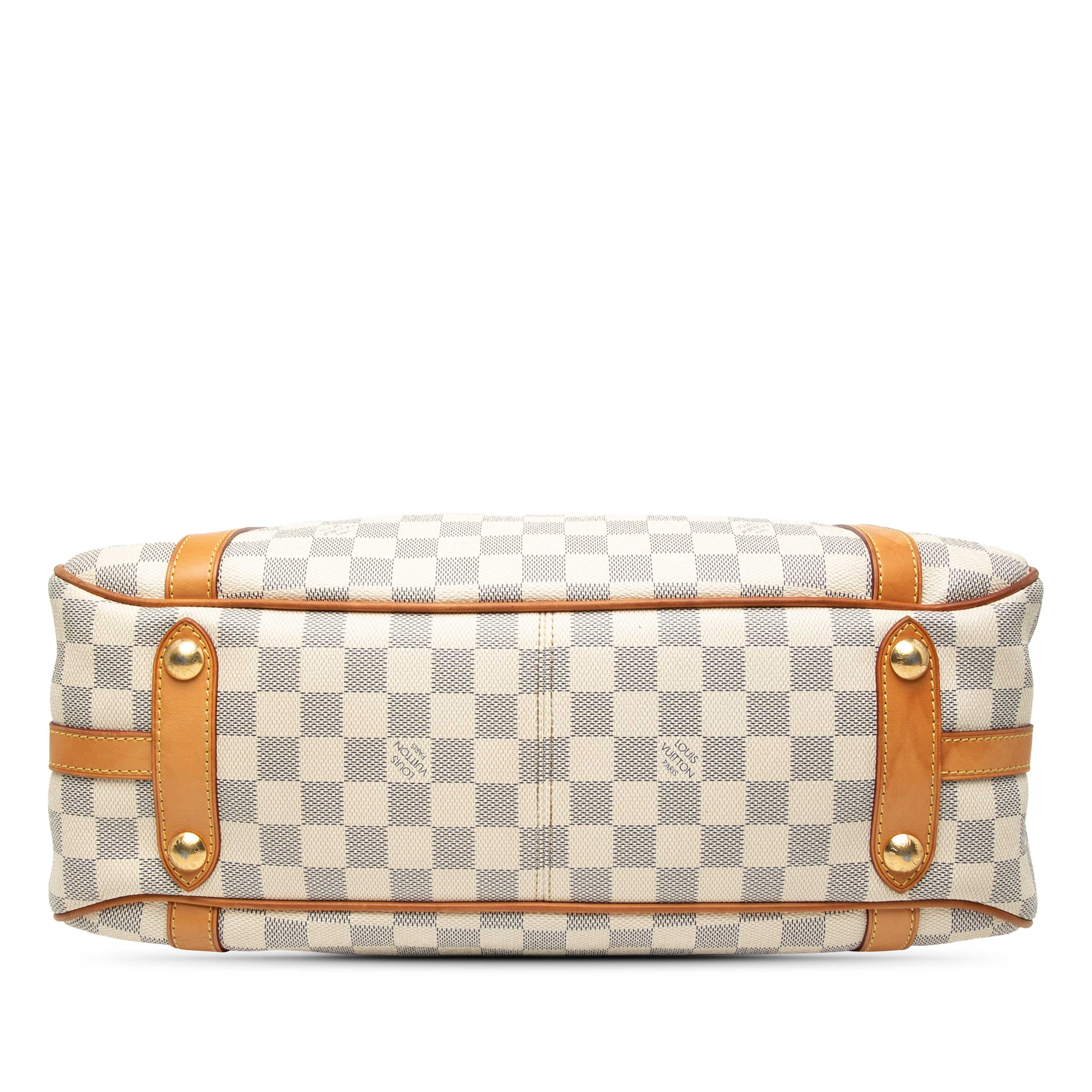 Louis Vuitton Damier Azur Stresa Pm, från Luxclusif, i färgen white. Klicka för att öppna bilden i stort format