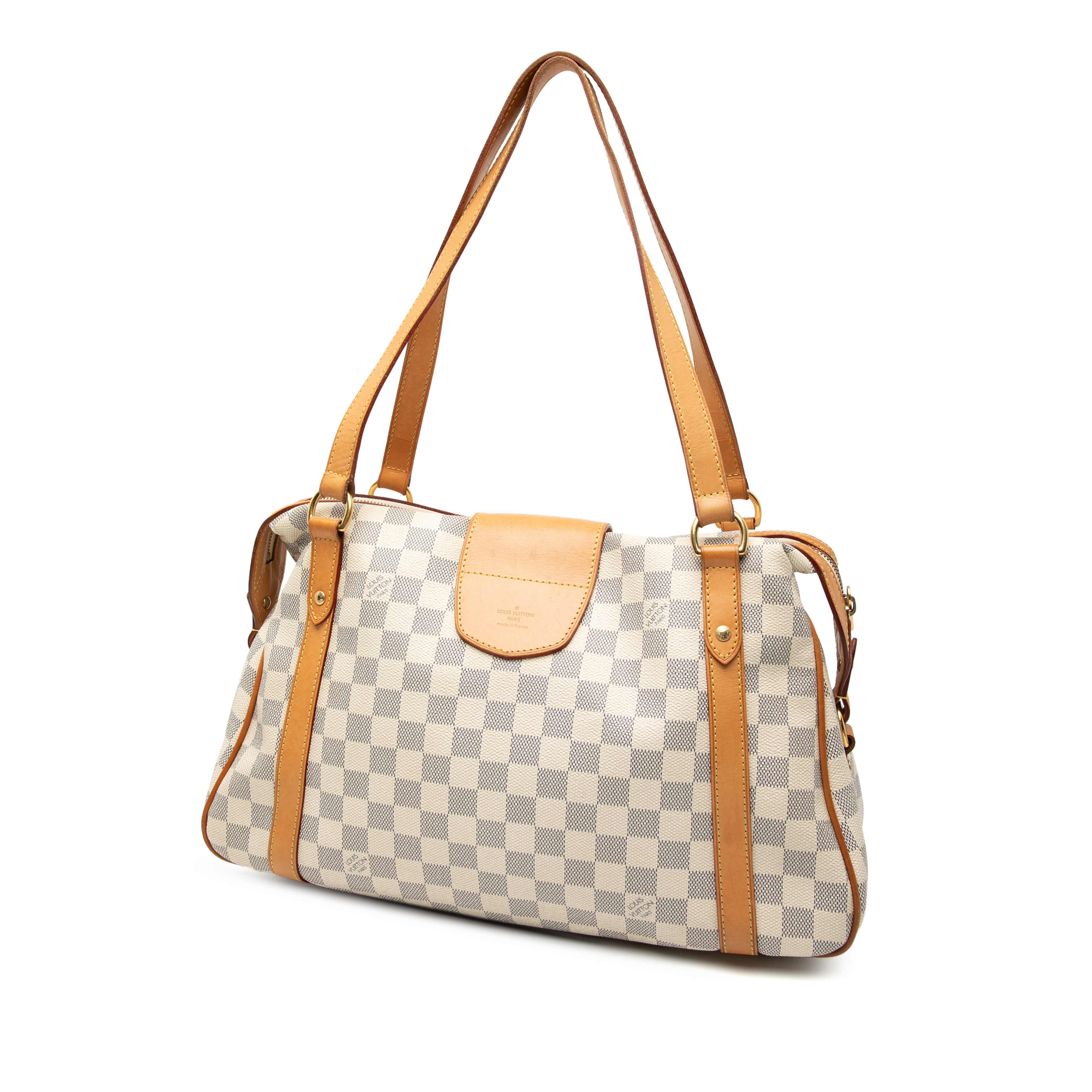 Louis Vuitton Damier Azur Stresa Pm, från Luxclusif, i färgen white. Klicka för att öppna bilden i stort format