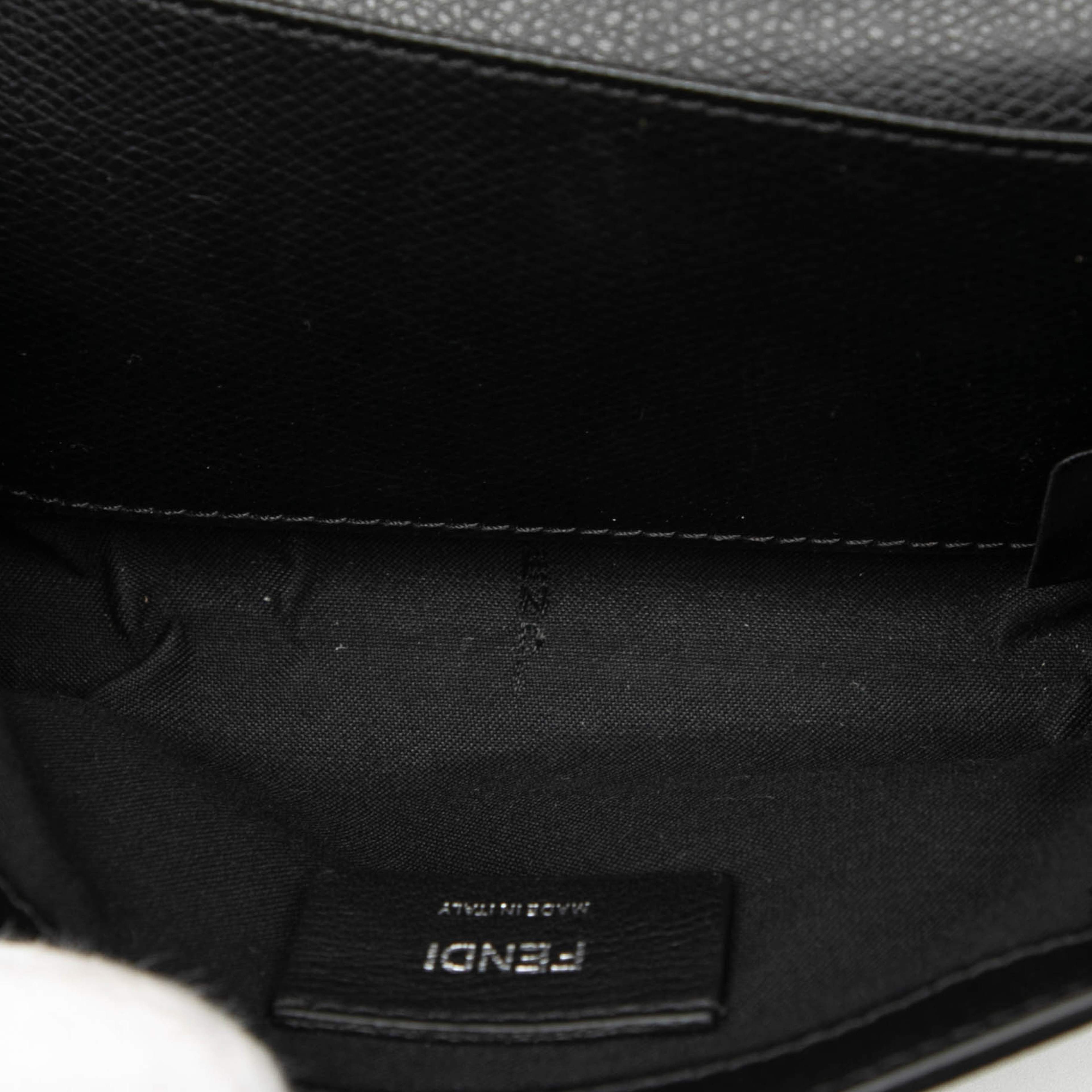 Fendi Calfskin F Is Fendi Kan I Wallet On Chain, från Luxclusif, i färgen black. Klicka för att öppna bilden i stort format