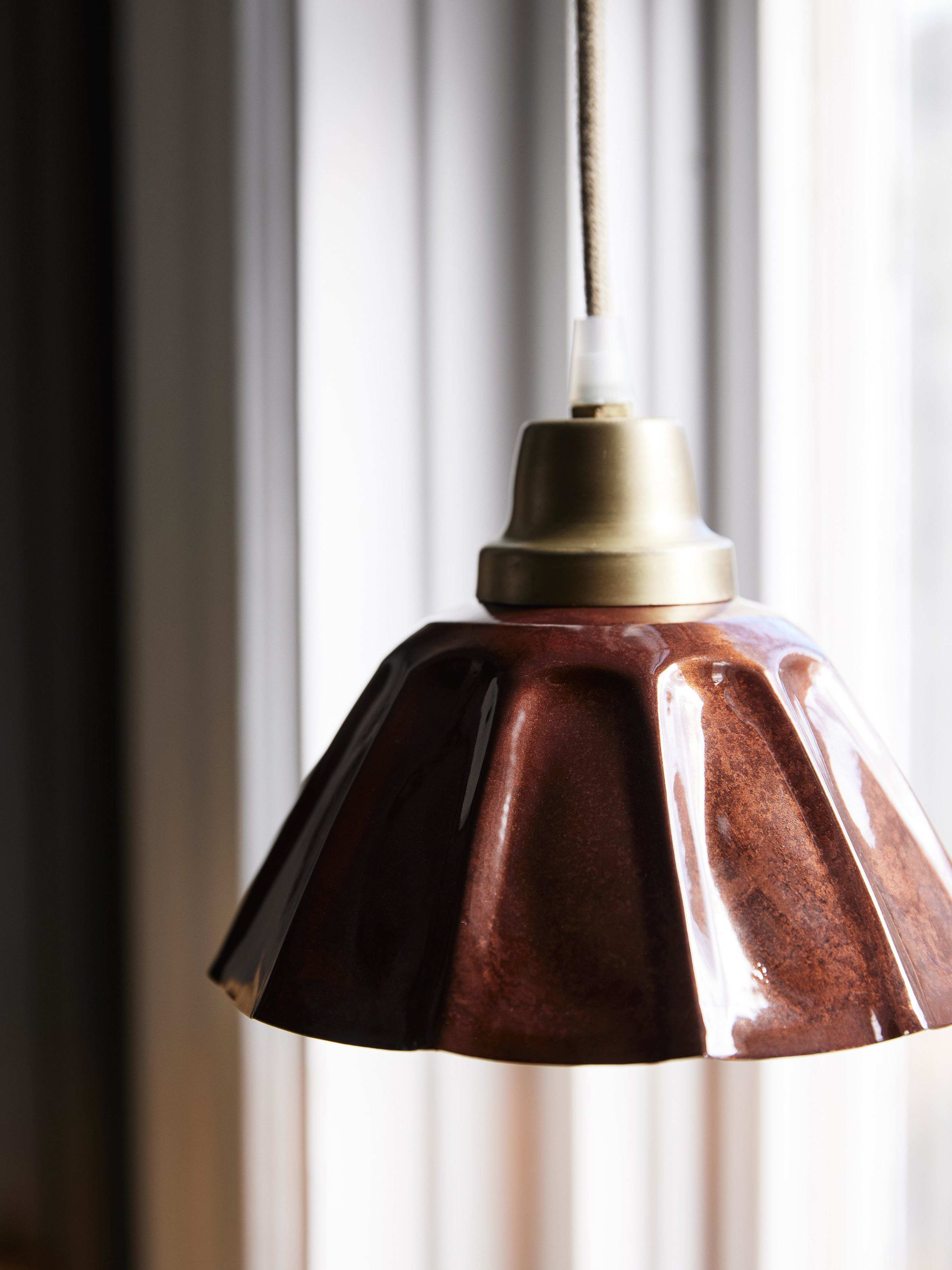 Ester Fönsterlampa