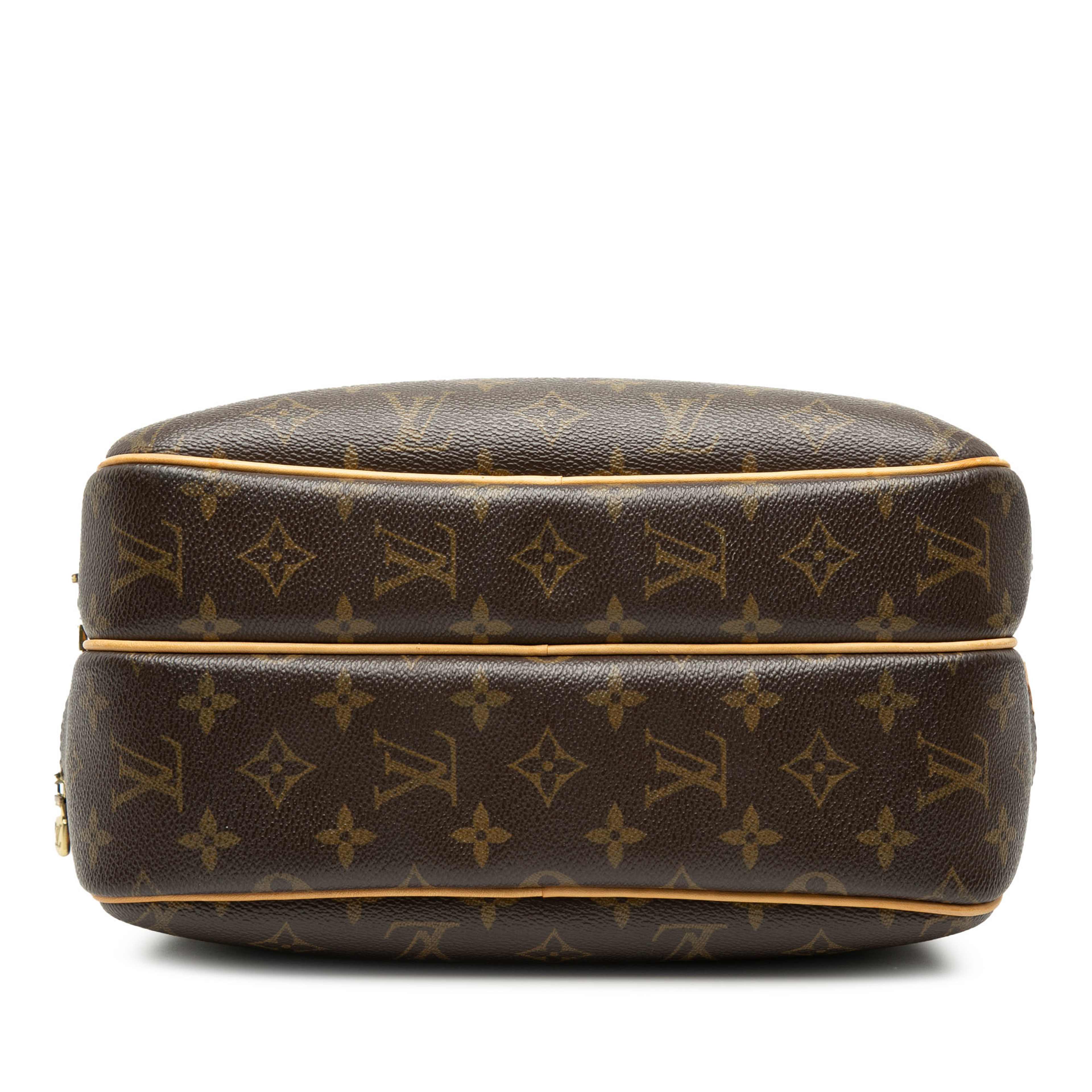 Louis Vuitton Monogram Reporter Pm, från Luxclusif, i färgen brun. Klicka för att öppna bilden i stort format