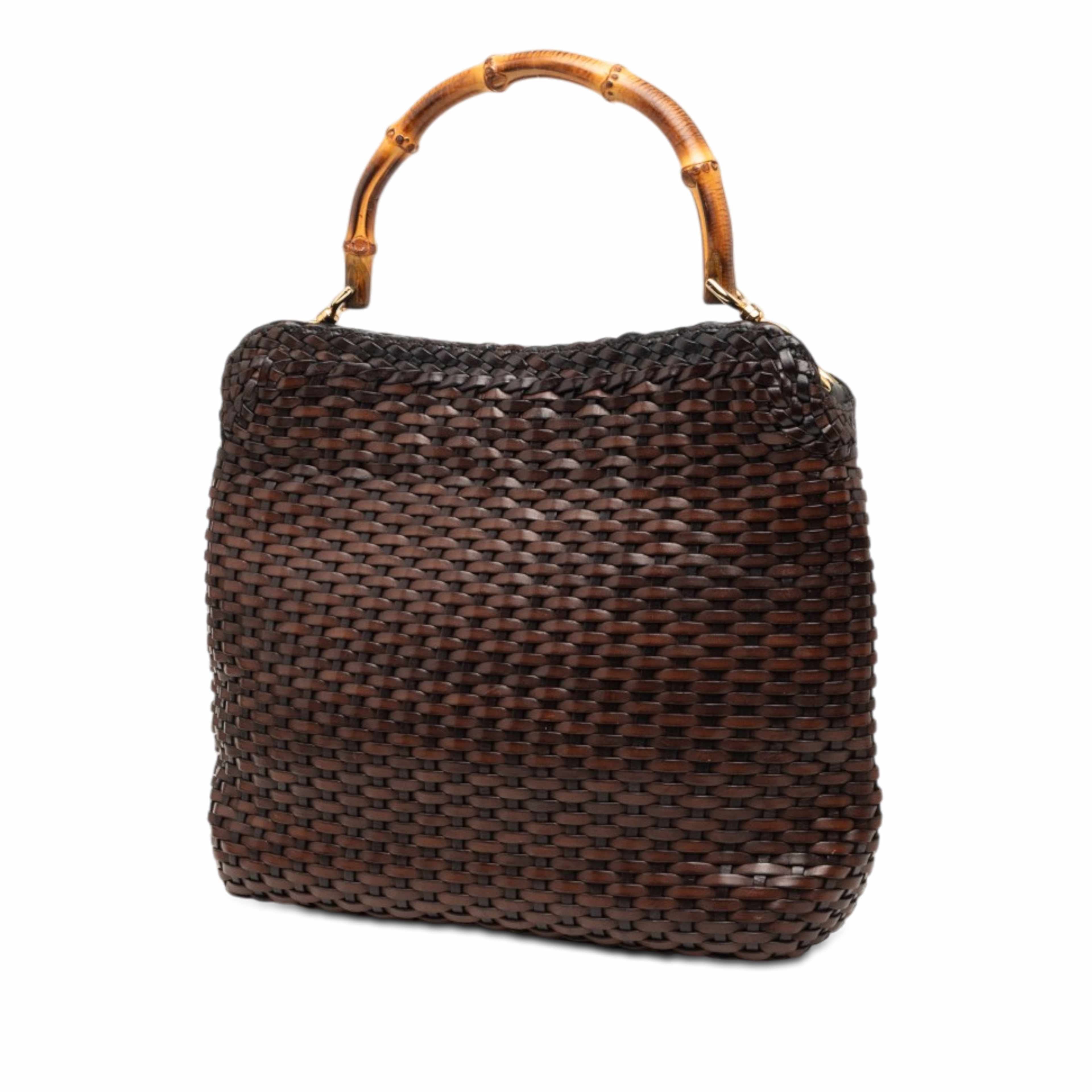 Gucci Woven Leather Bamboo Satchel, från Luxclusif, i färgen brun. Klicka för att öppna bilden i stort format