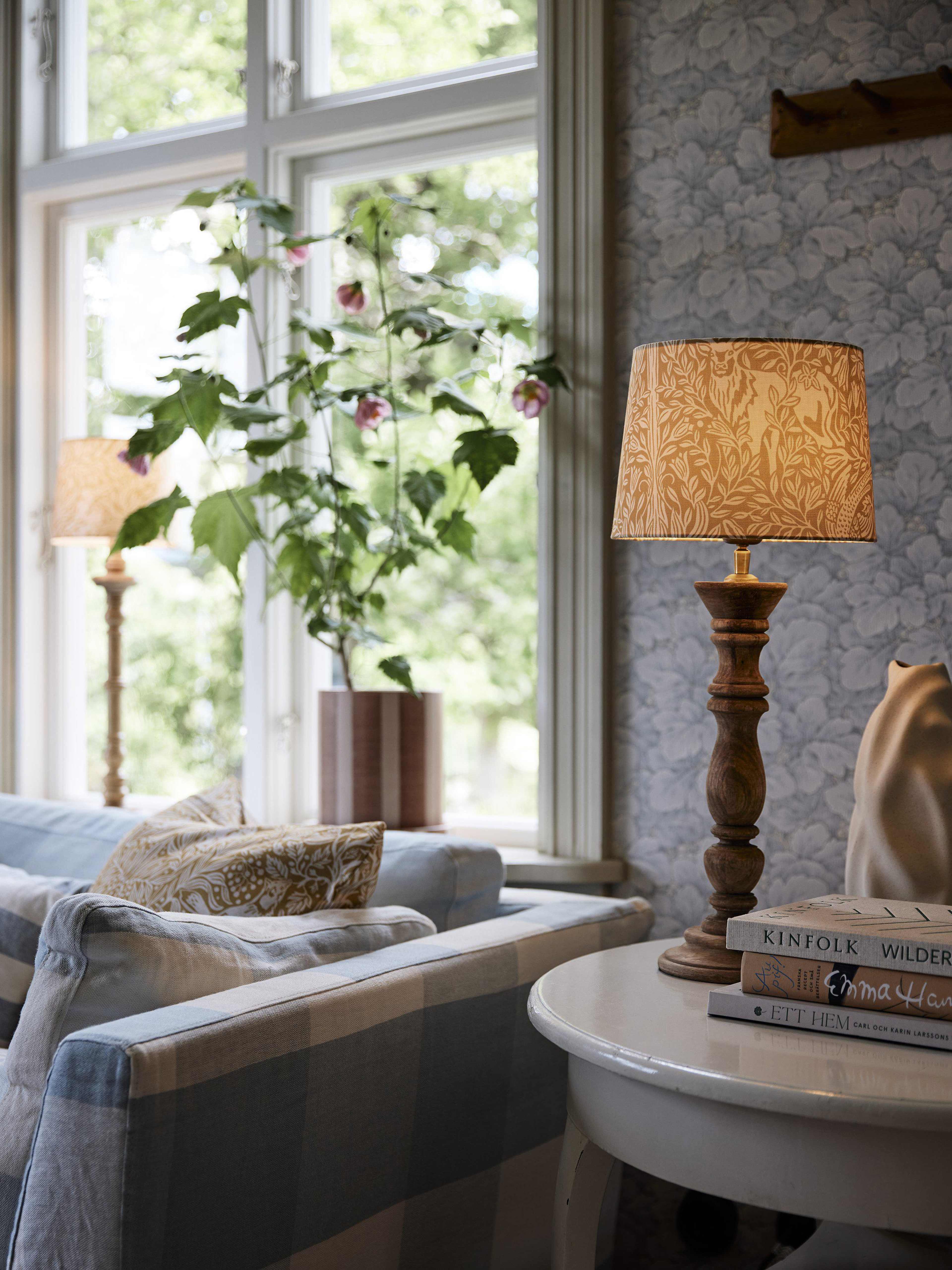 Lodge Bordslampa Eldertree