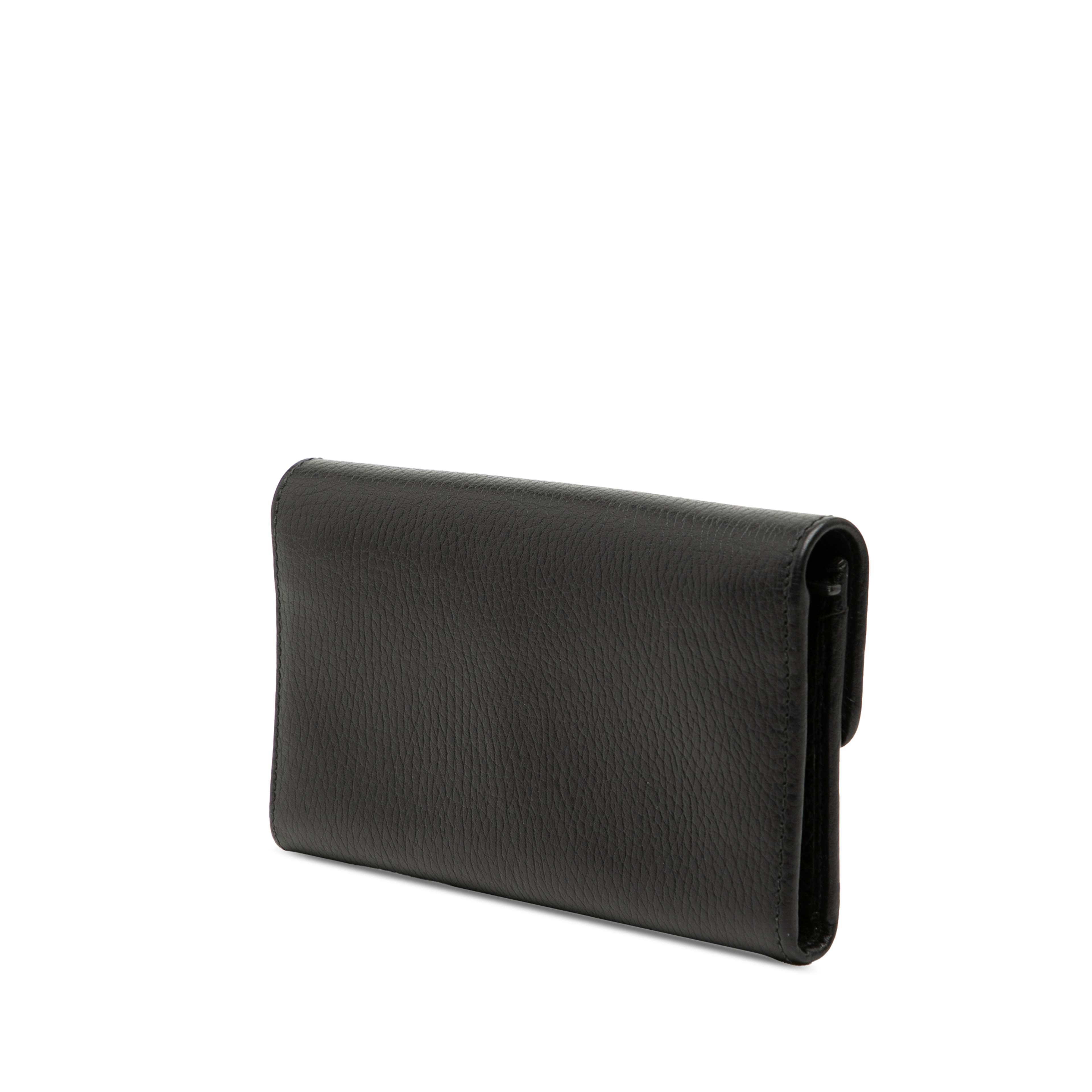 Gucci Dollar Calfskin Interlocking G Continental Wallet, från Luxclusif, i färgen black. Klicka för att öppna bilden i stort format
