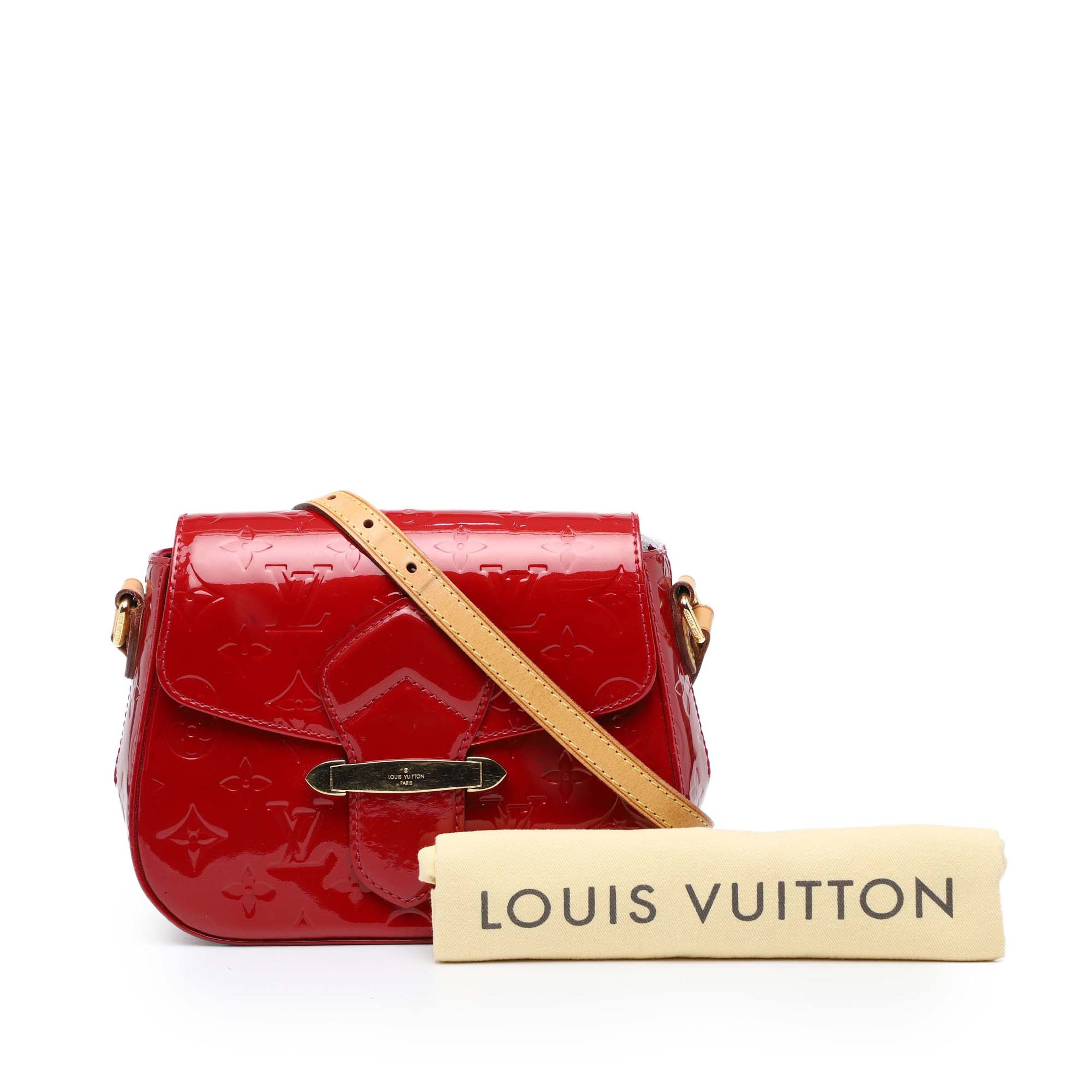 Louis Vuitton Monogram Vernis Bellflower Pm, från Luxclusif, i färgen röd. Klicka för att öppna bilden i stort format