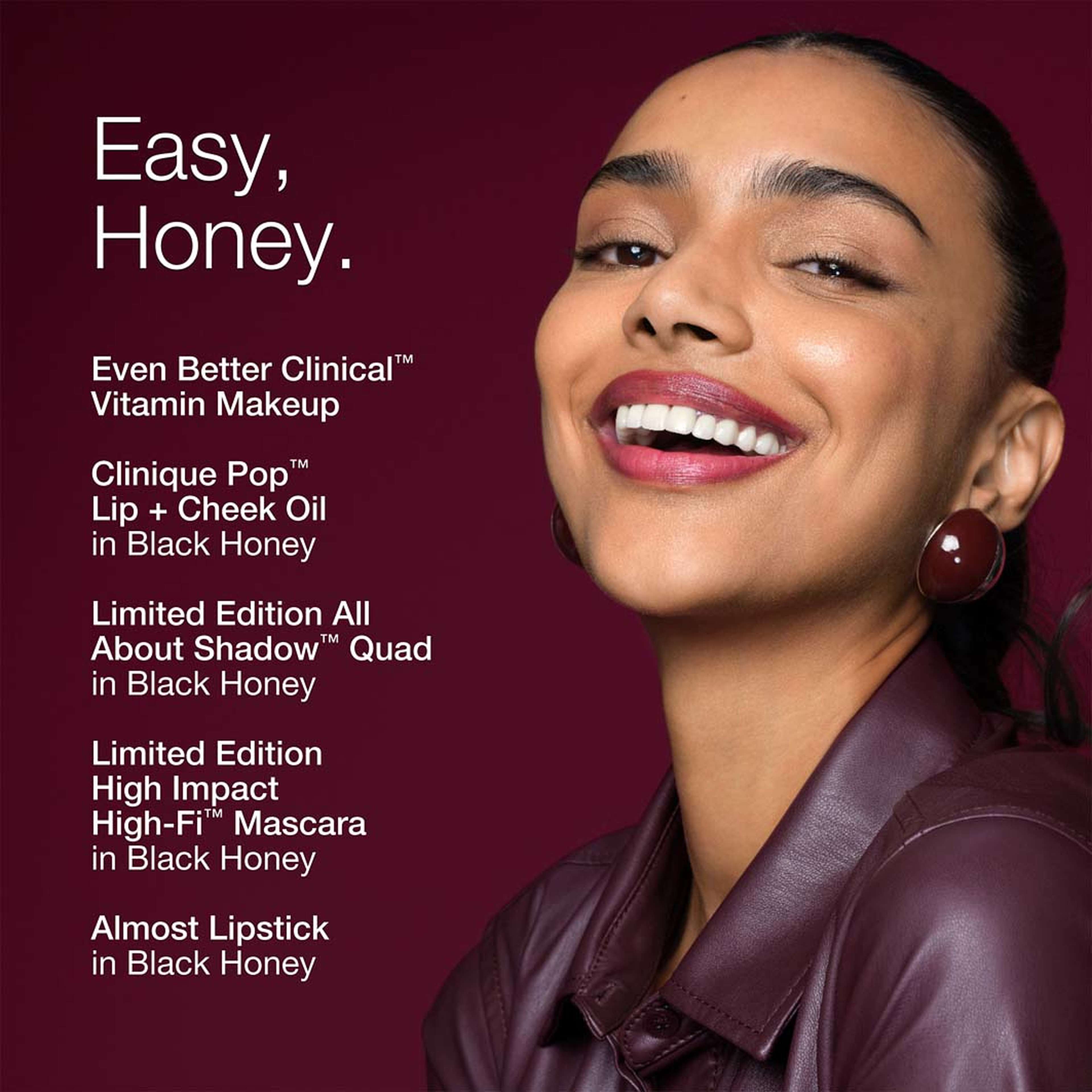 High Impact High-Fi Full Volume Mascara, från Clinique, i färgen Black Honey. Klicka för att öppna bilden i stort format