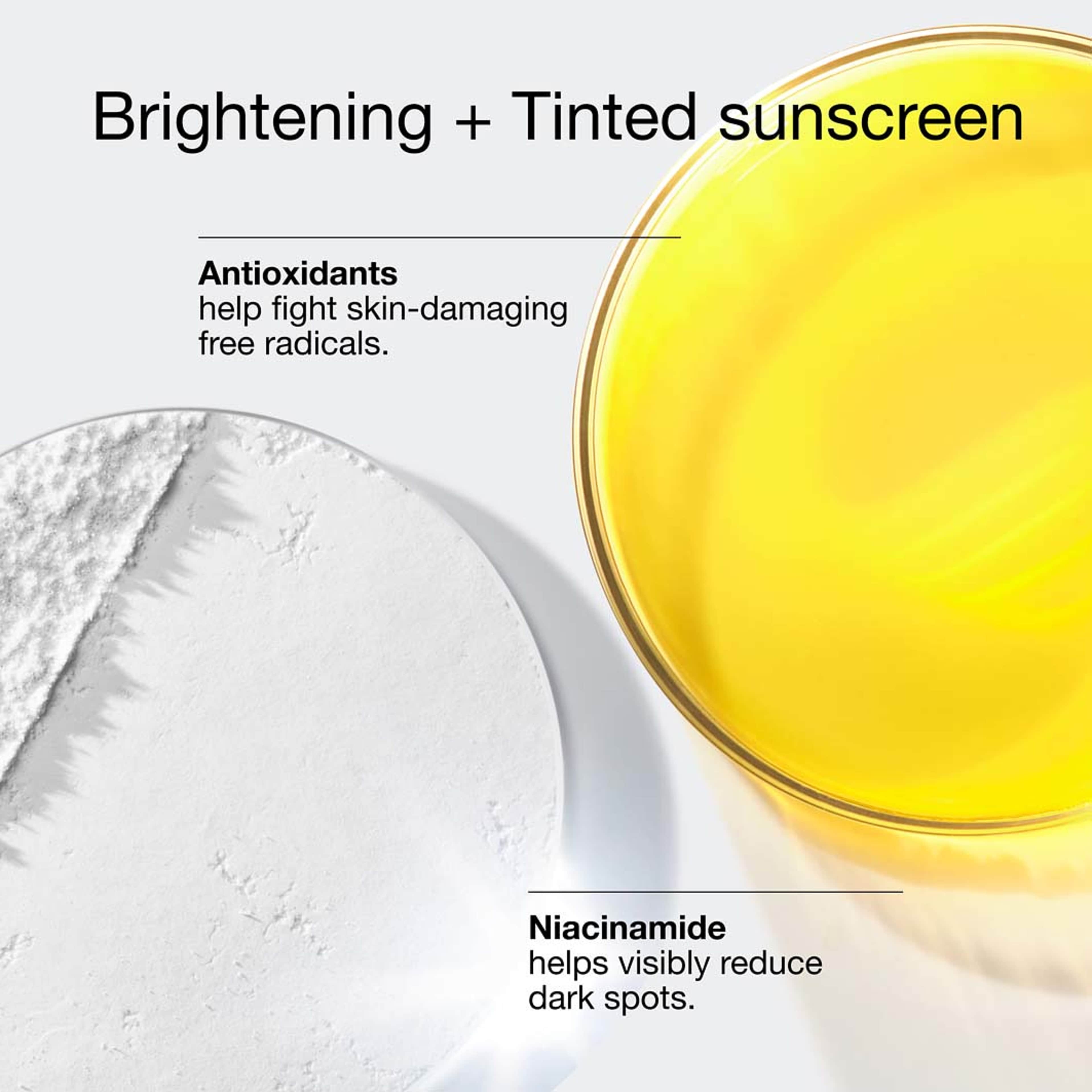 UV Solutions Brightening + Tinted Sunscreen SPF 50, från Clinique, i färgen Deep. Klicka för att öppna bilden i stort format