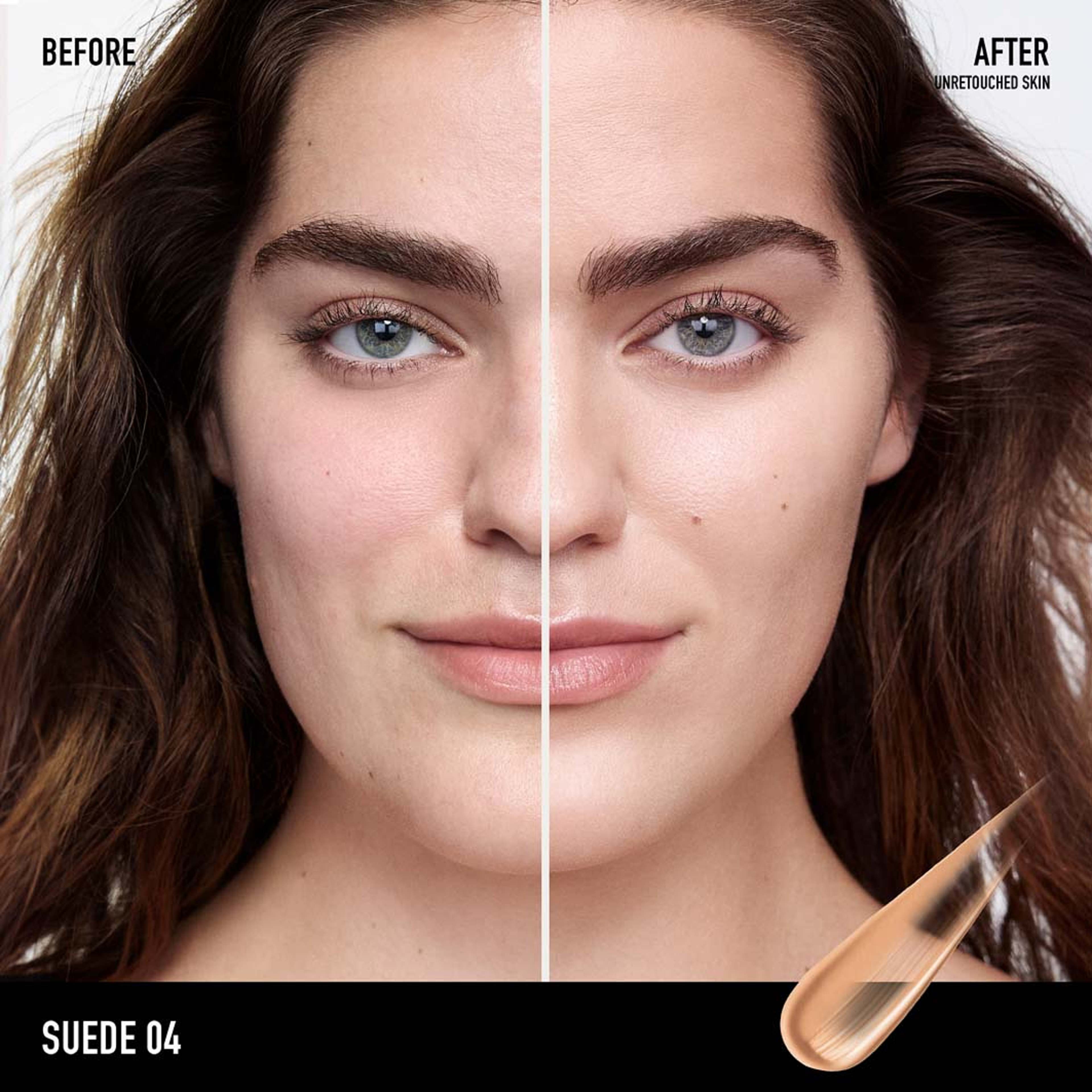 COMPLEXION RESCUE Tinted Moisturizer SPF 30, från bareMinerals, i färgen Suede 04. Klicka för att öppna bilden i stort format