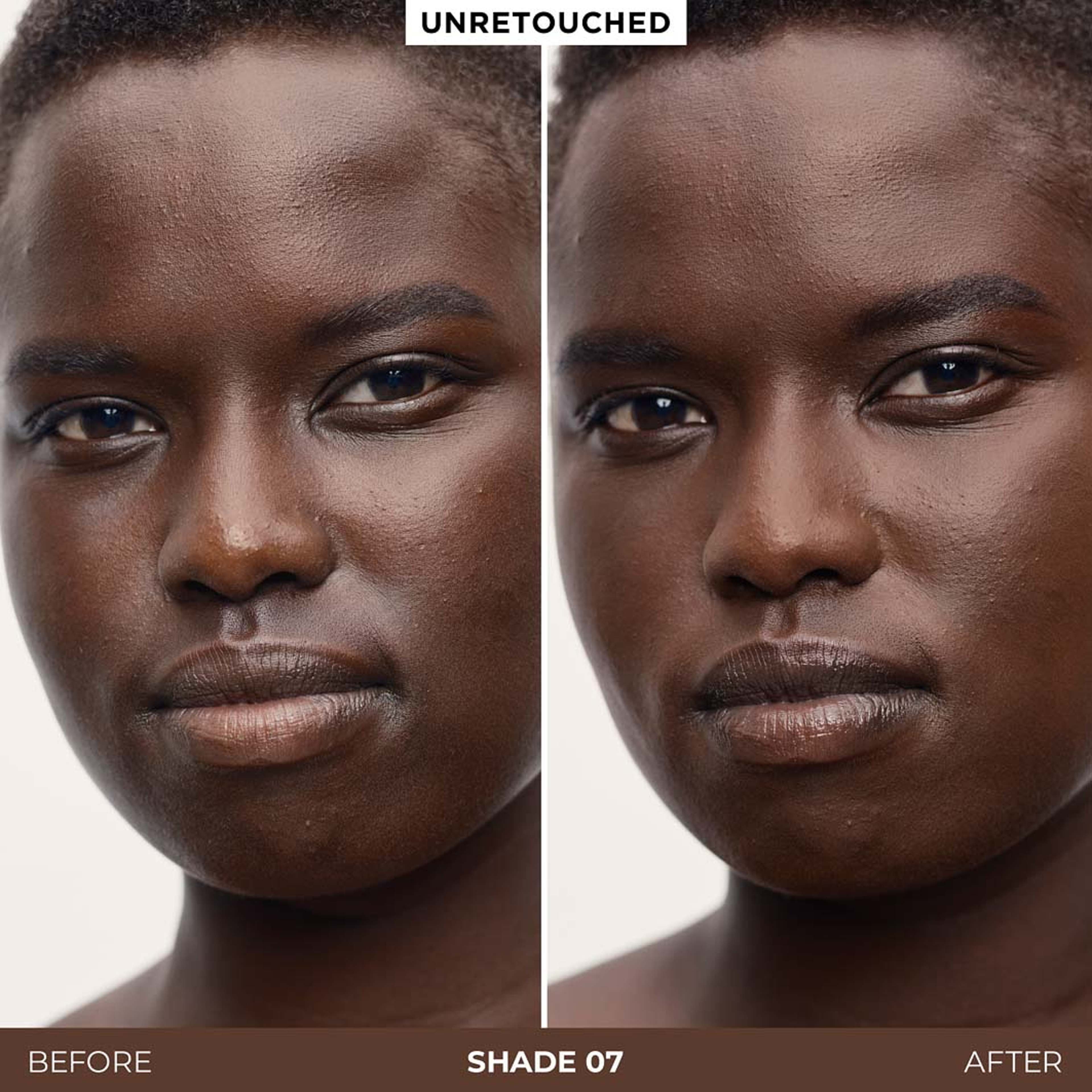 Tinted Blur Balm, från Laura Mercier, i färgen 7. Klicka för att öppna bilden i stort format