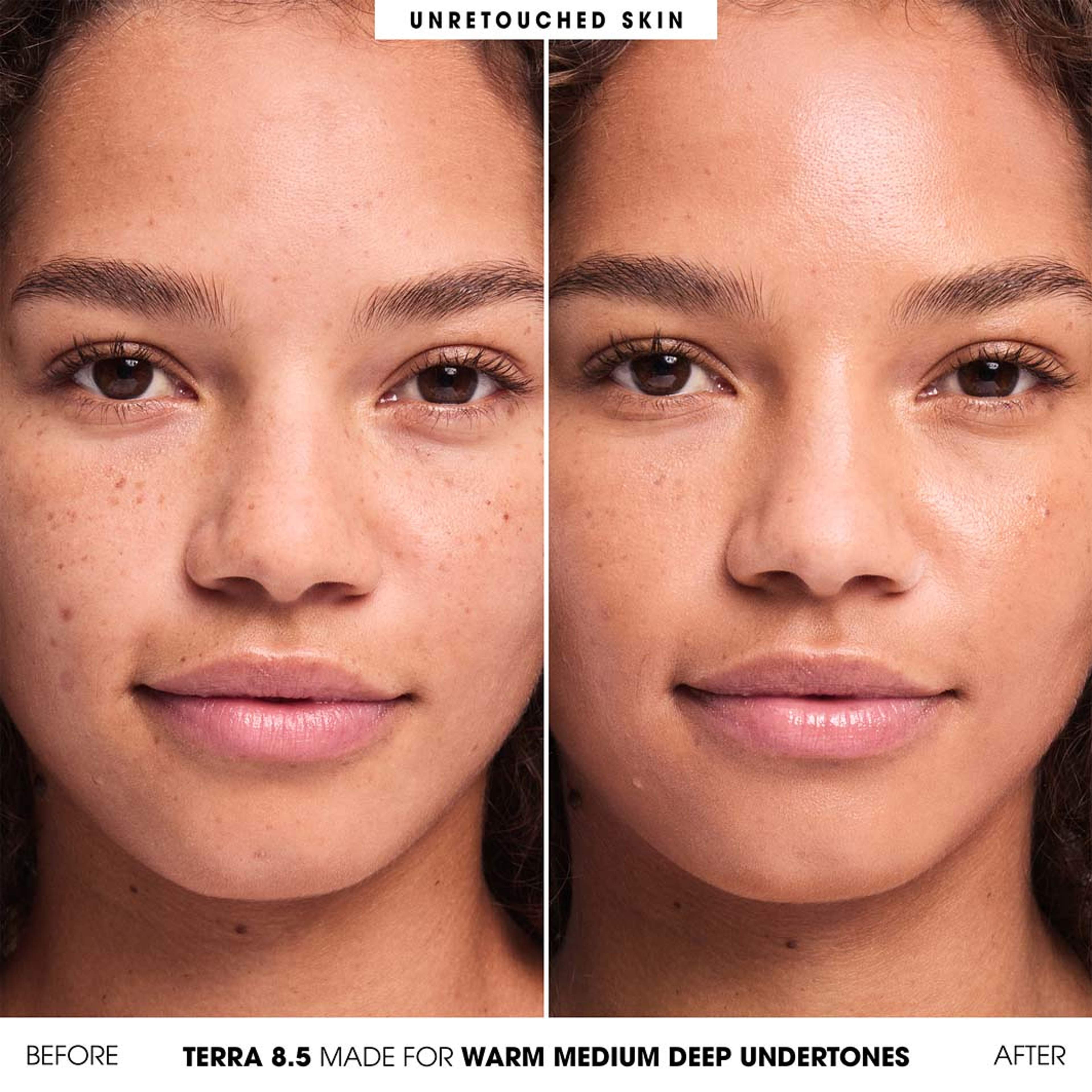 Complexion Rescue Luminous Skin Tint Stick, från bareMinerals, i färgen Terra. Klicka för att öppna bilden i stort format