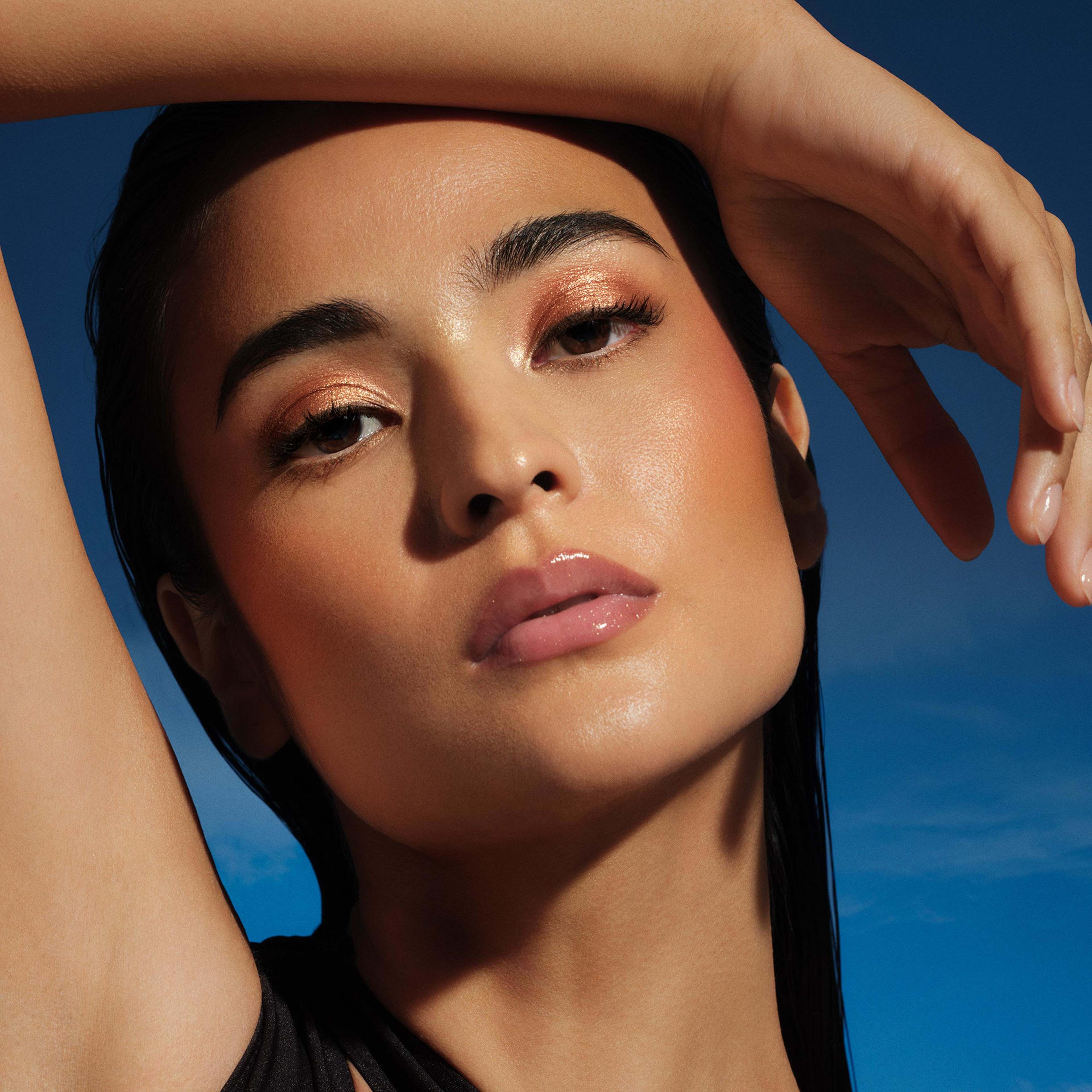 Hot Escape Cheek Quad