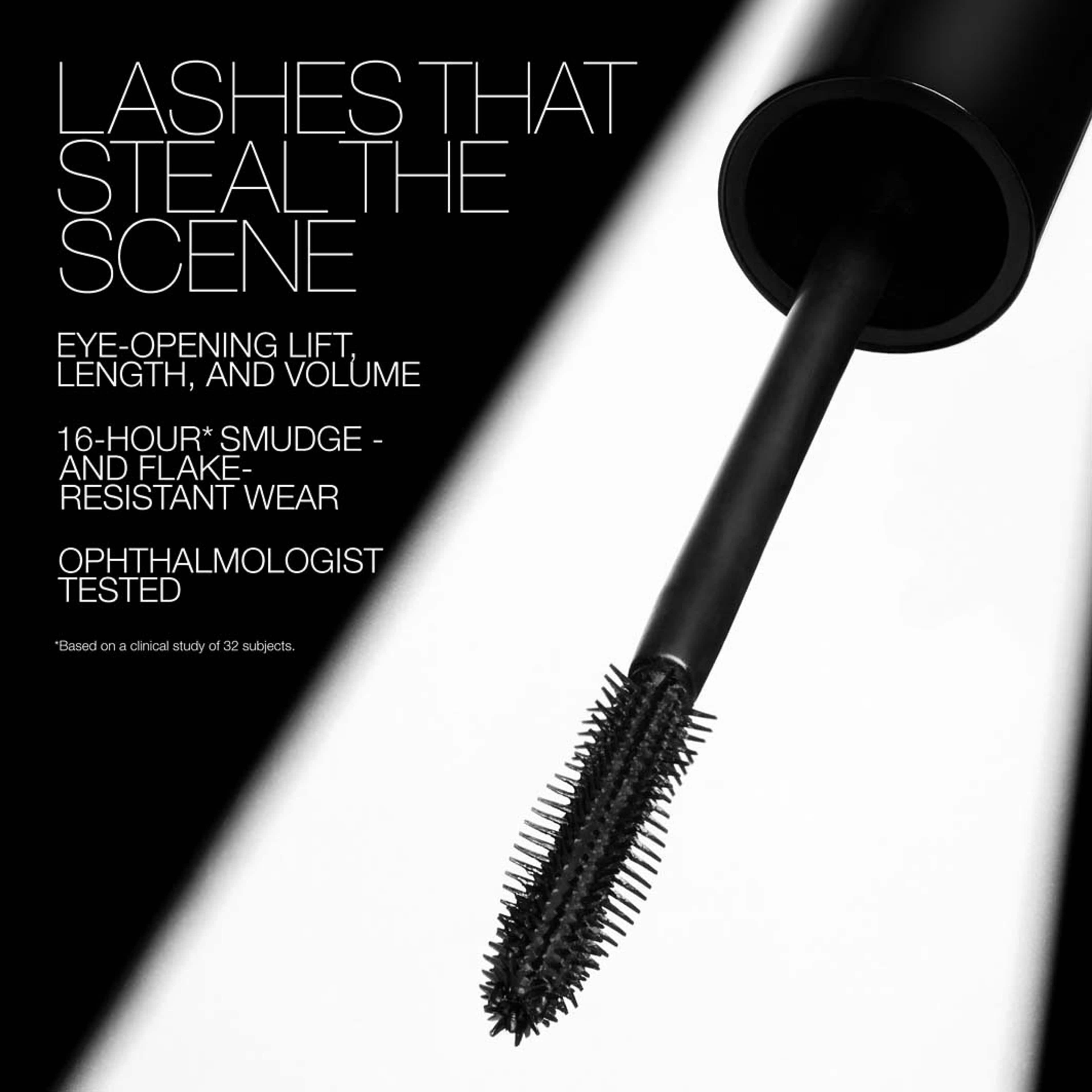Mini Notorious Mascara Starstruck, från NARS, i färgen Starstruck Black. Klicka för att öppna bilden i stort format