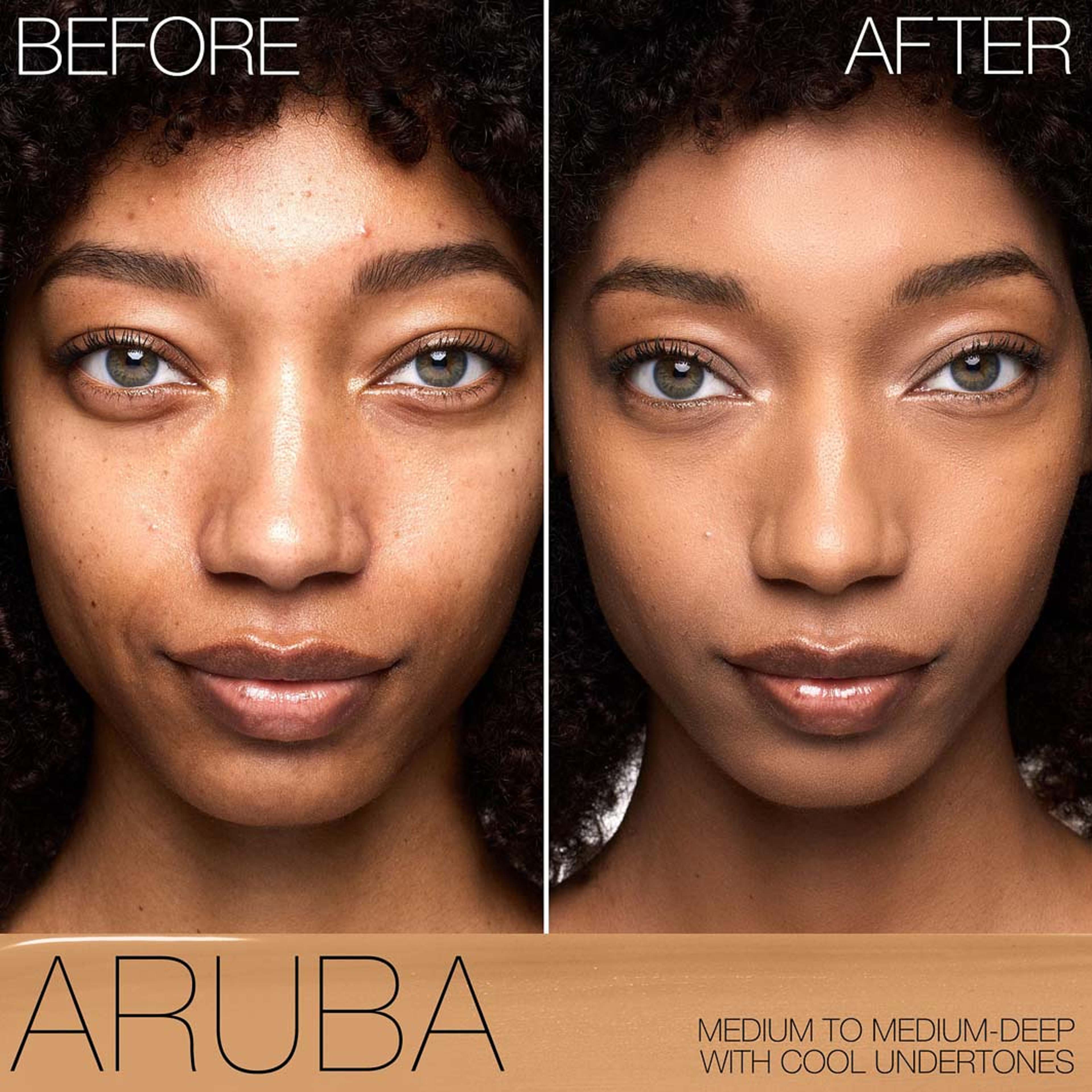 Natural Matte Longwear Foundation, från NARS, i färgen Aruba. Klicka för att öppna bilden i stort format