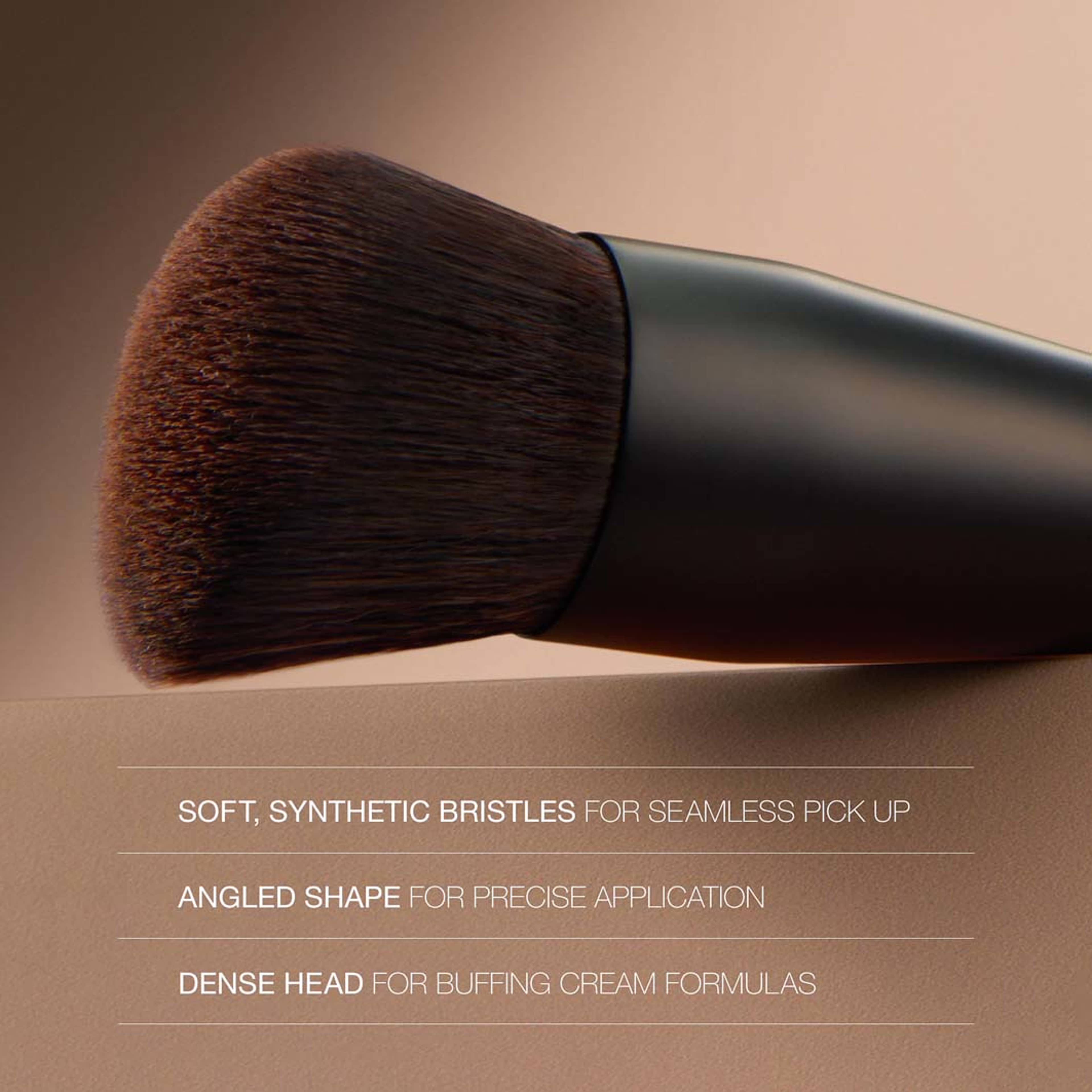 #17 Cream Cheek Brush, från NARS. Klicka för att öppna bilden i stort format