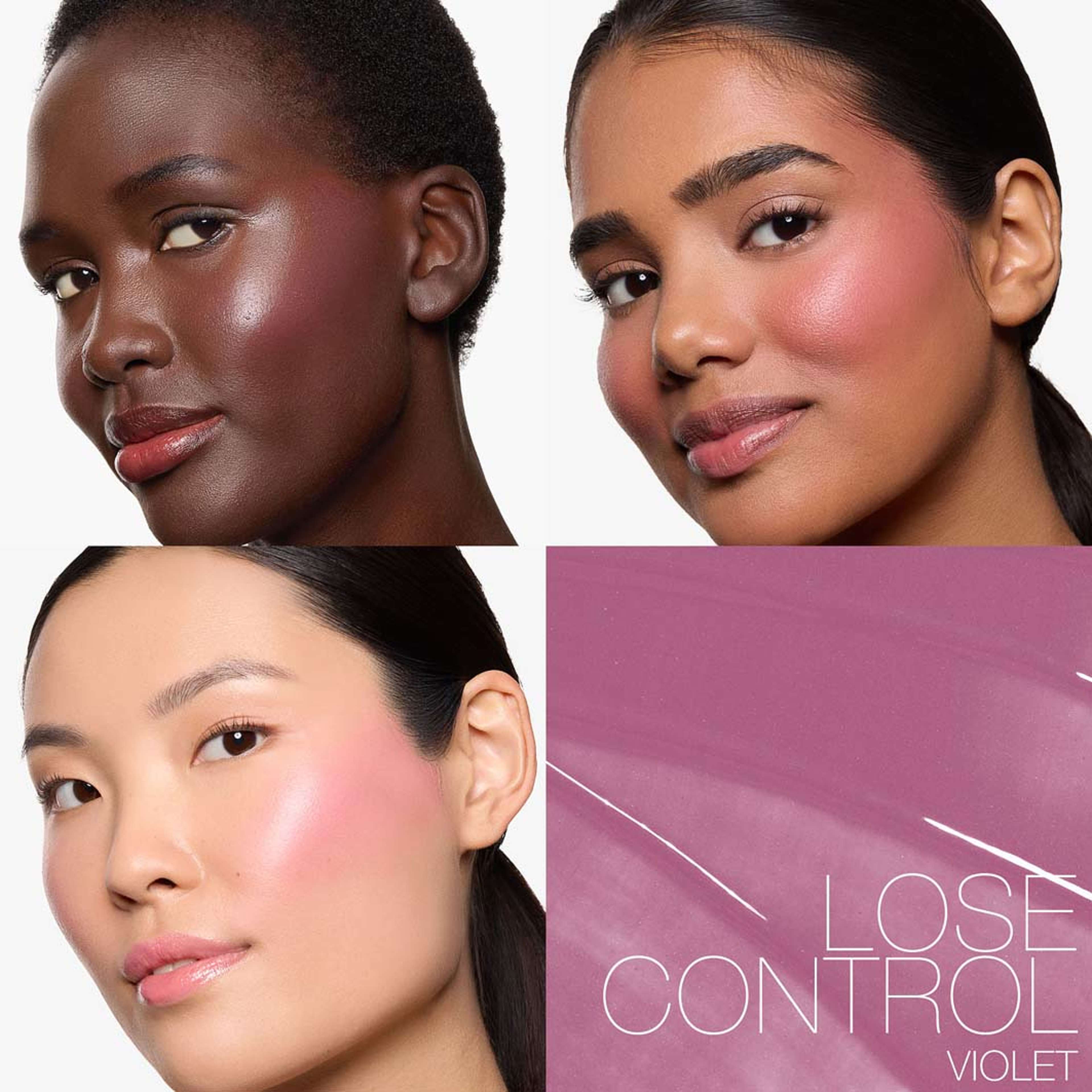 Insatiable Liquid Blush, från NARS, i färgen Loose Control. Klicka för att öppna bilden i stort format