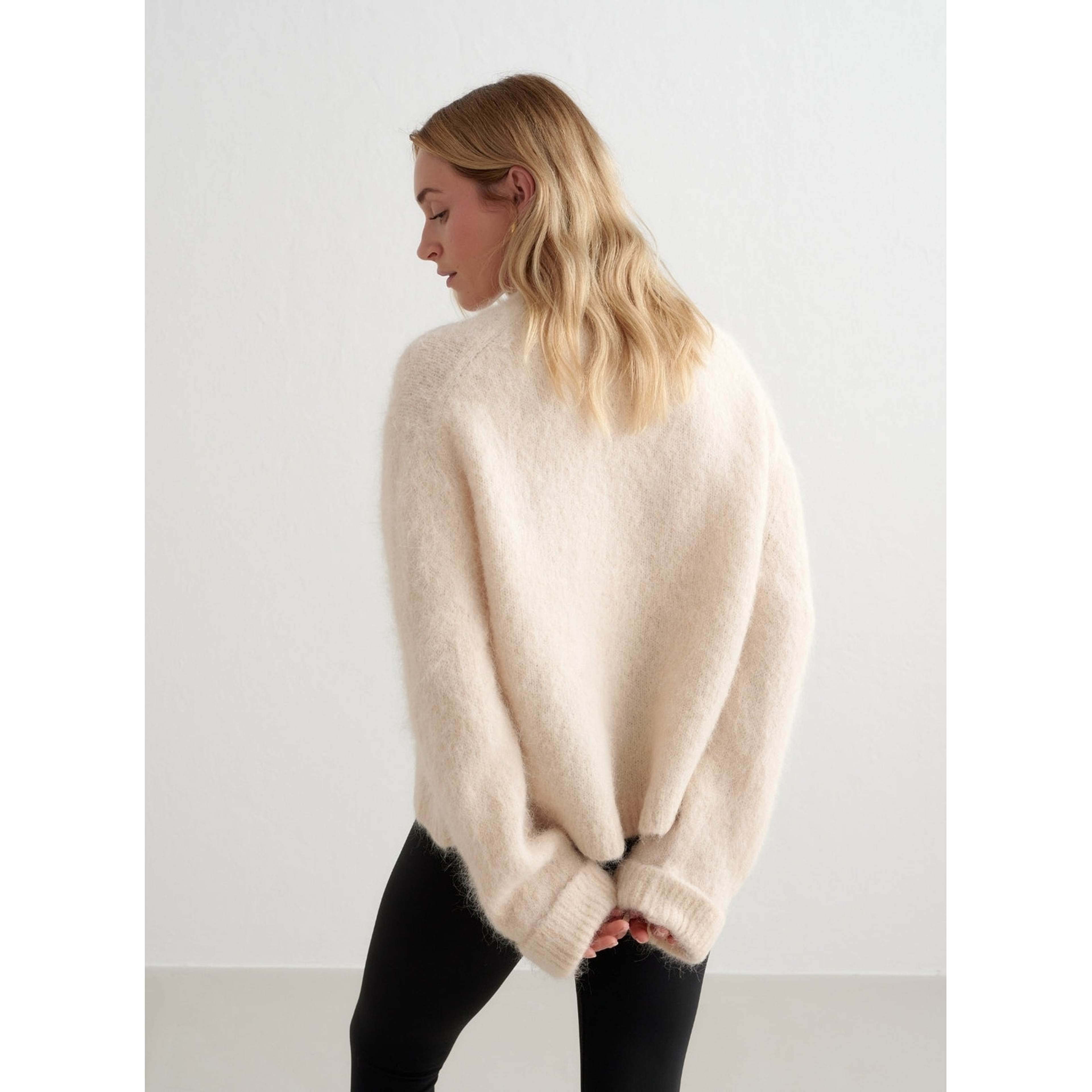 Café Au Lait Alpaca Knit Sweater