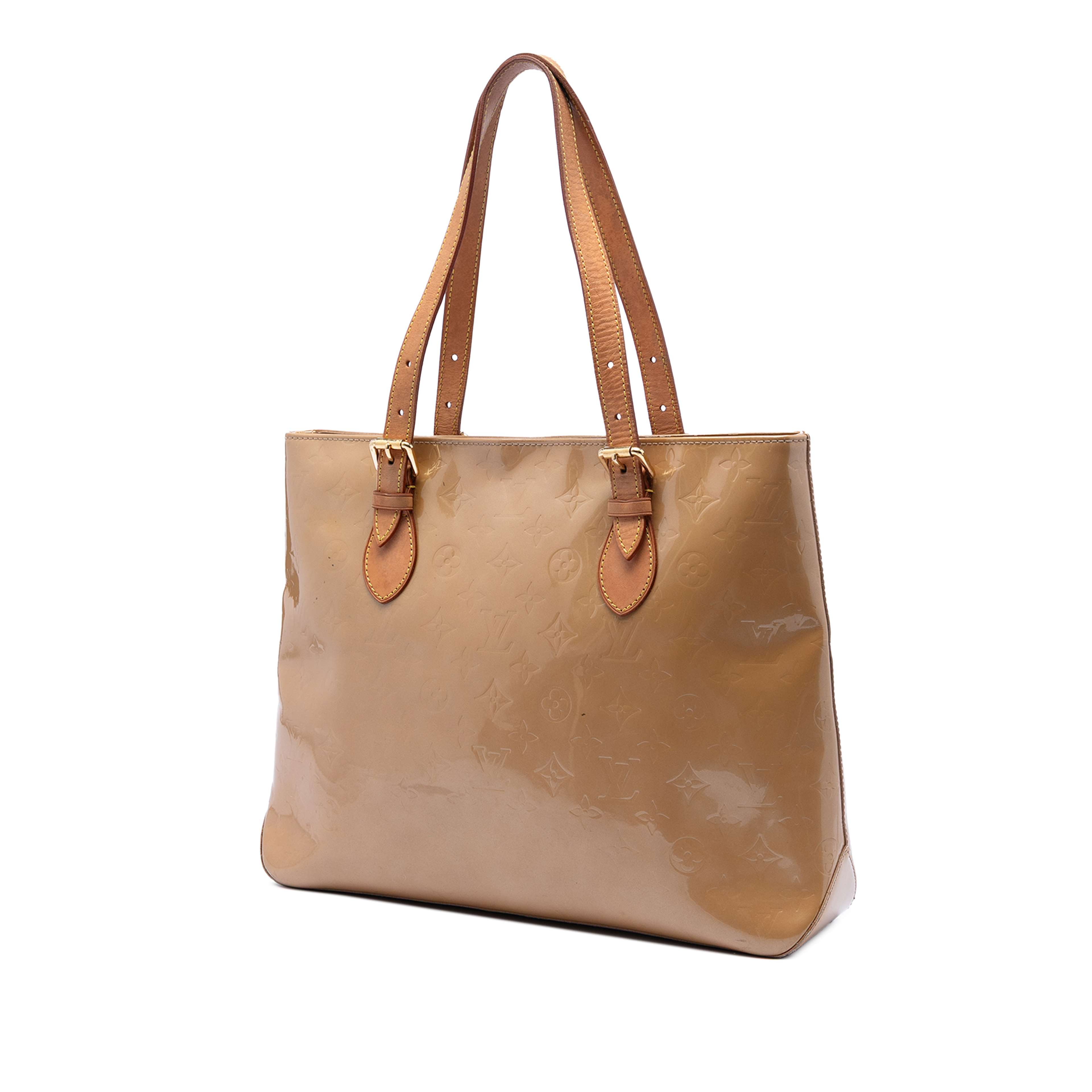 Louis Vuitton Monogram Vernis Brentwood, från Luxclusif, i färgen brun. Klicka för att öppna bilden i stort format