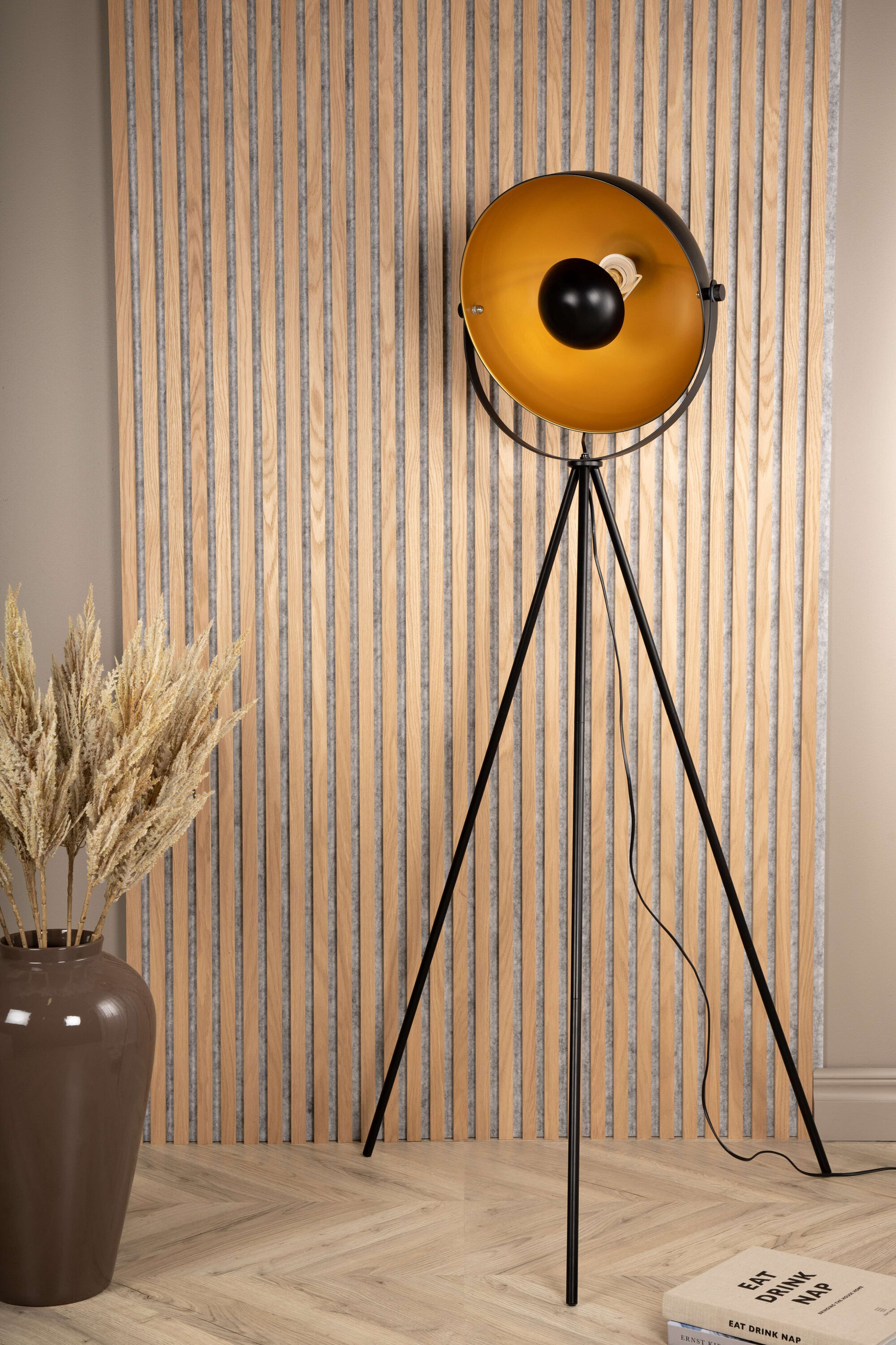 Search Golvlampa