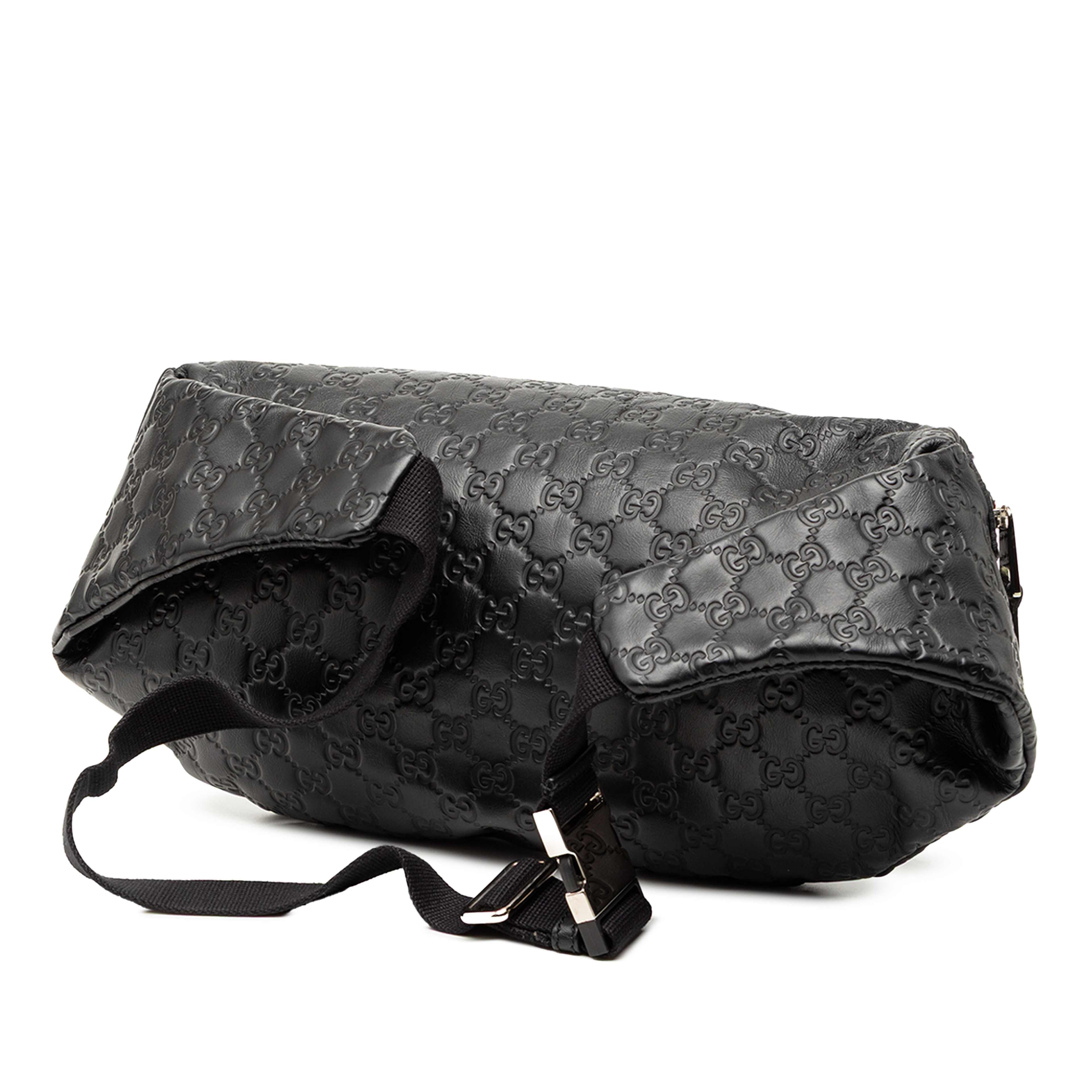 Gucci Guccissima Web Belt Bag, från Luxclusif, i färgen black. Klicka för att öppna bilden i stort format