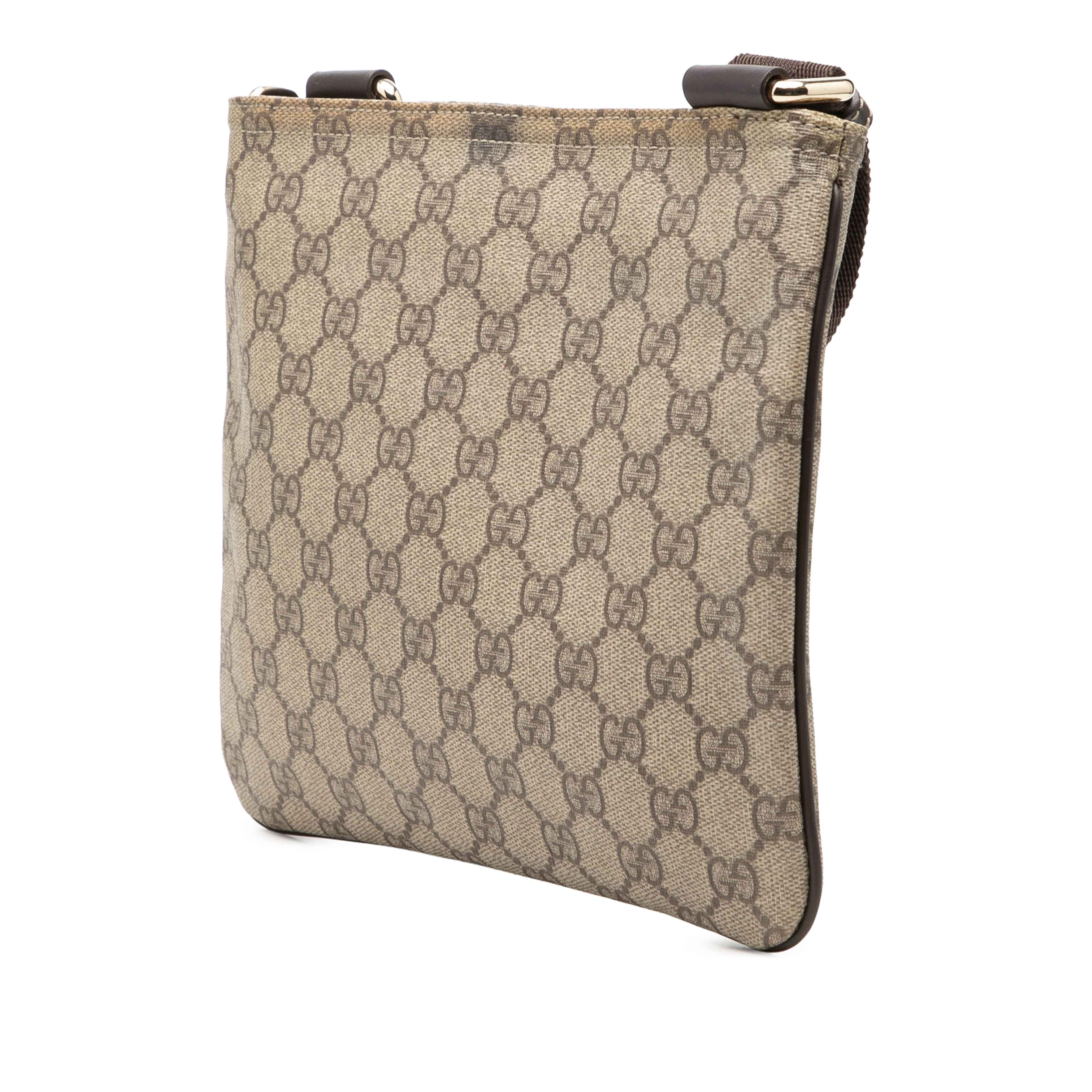 Gucci Gg Supreme Crossbody, från Luxclusif, i färgen beige. Klicka för att öppna bilden i stort format
