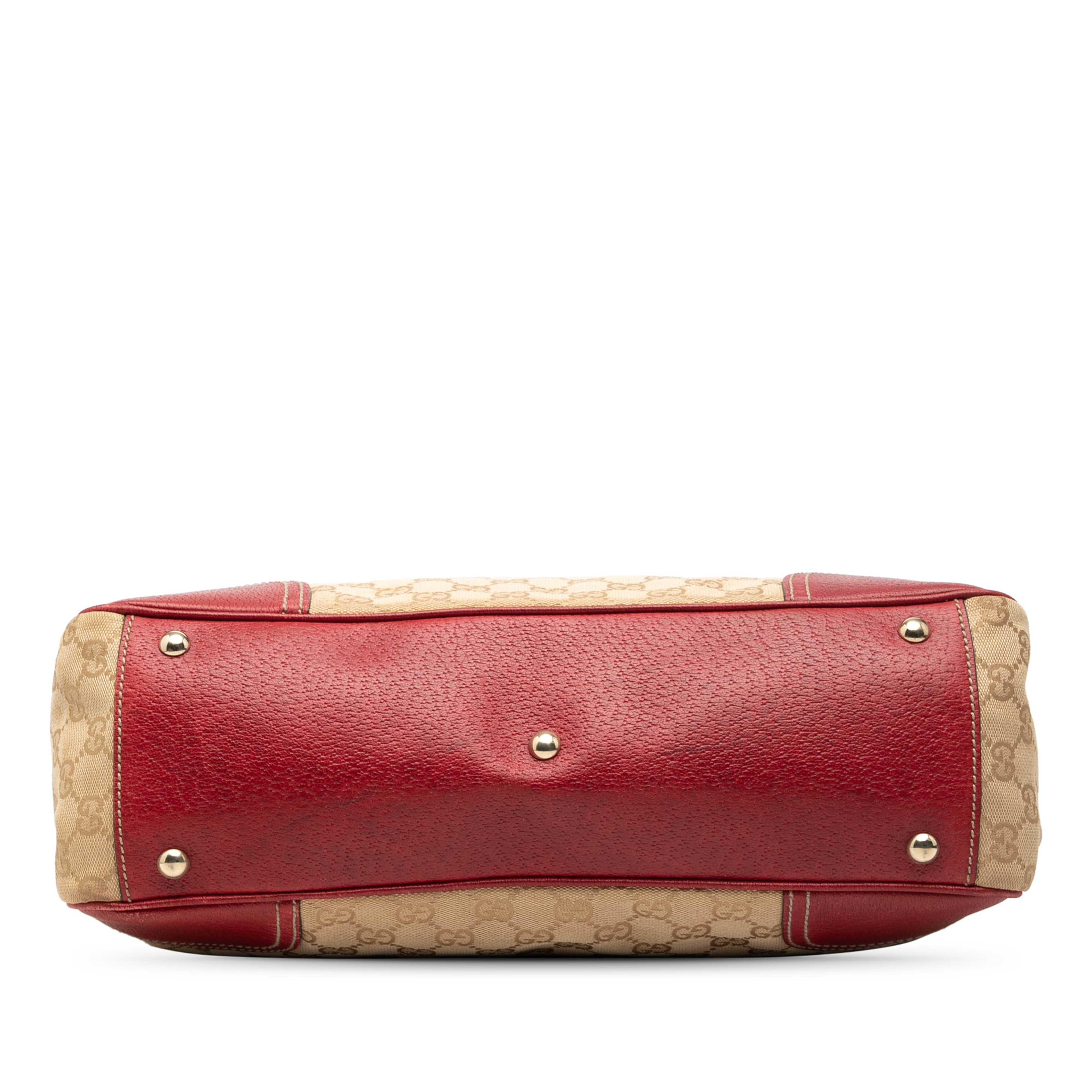 Gucci Gg Canvas Princy Shoulder Bag, från Luxclusif, i färgen beige. Klicka för att öppna bilden i stort format