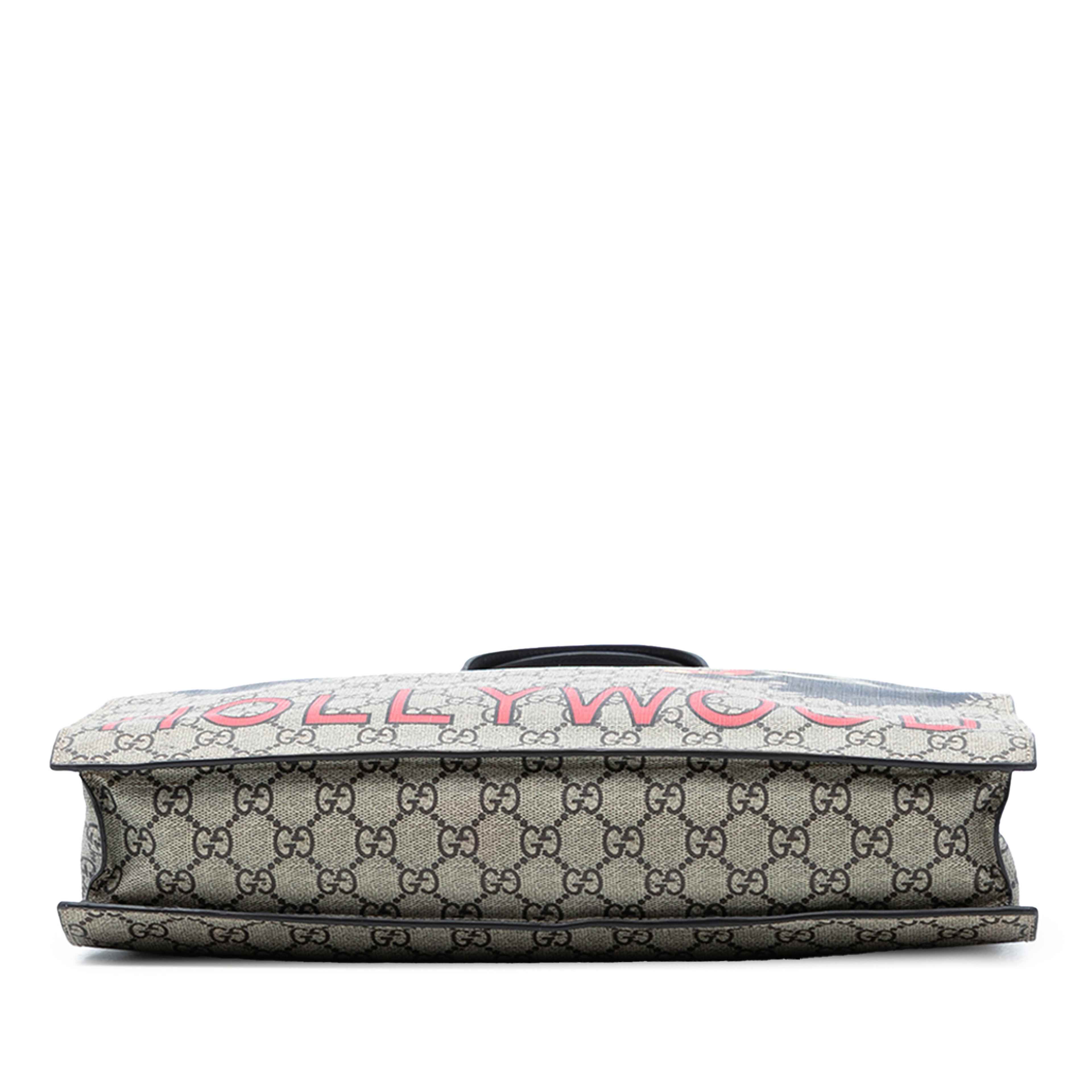 Gucci Gg Supreme Wolf Tote, från Luxclusif, i färgen beige. Klicka för att öppna bilden i stort format