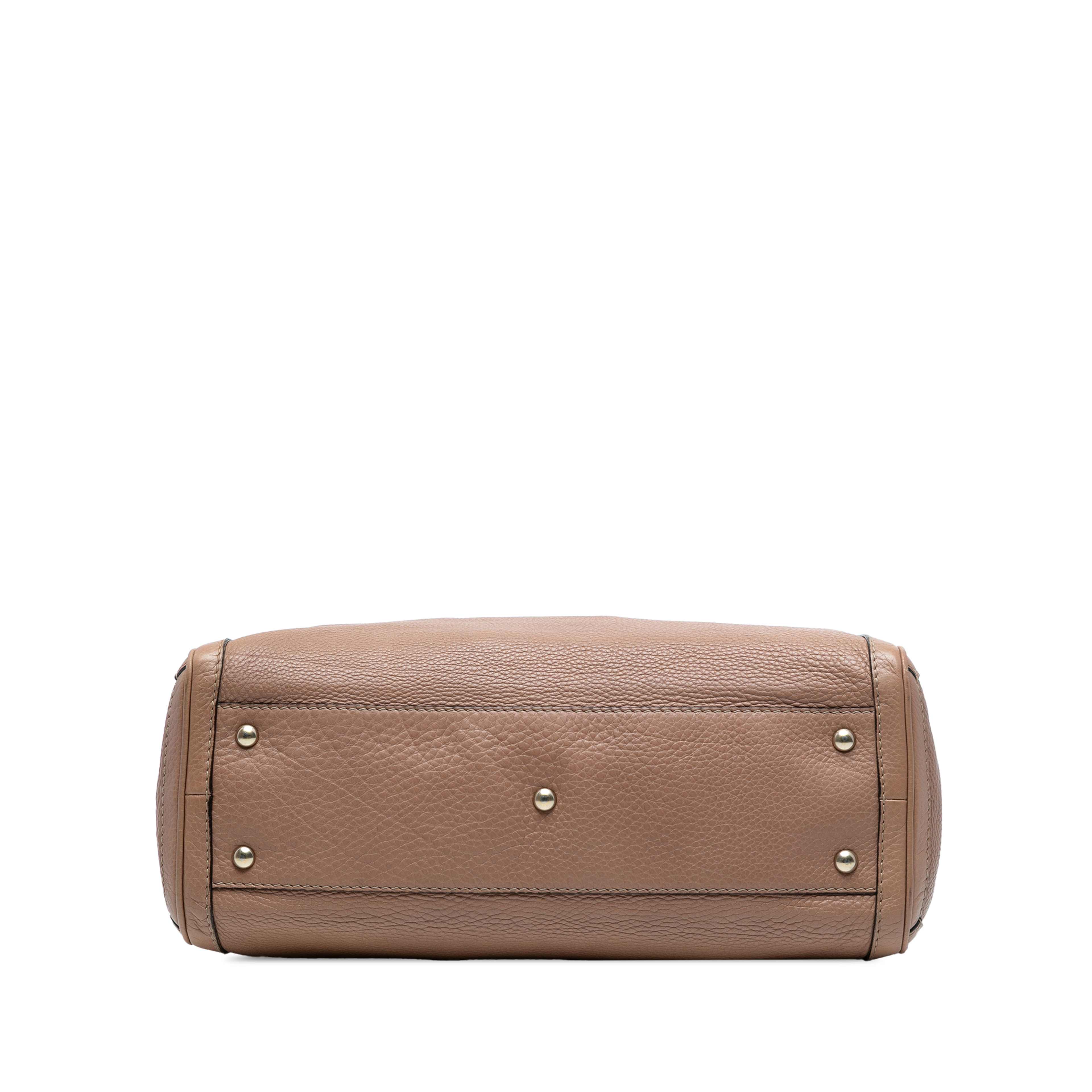 Gucci Large Leather Bella Tote, från Luxclusif, i färgen nude. Klicka för att öppna bilden i stort format