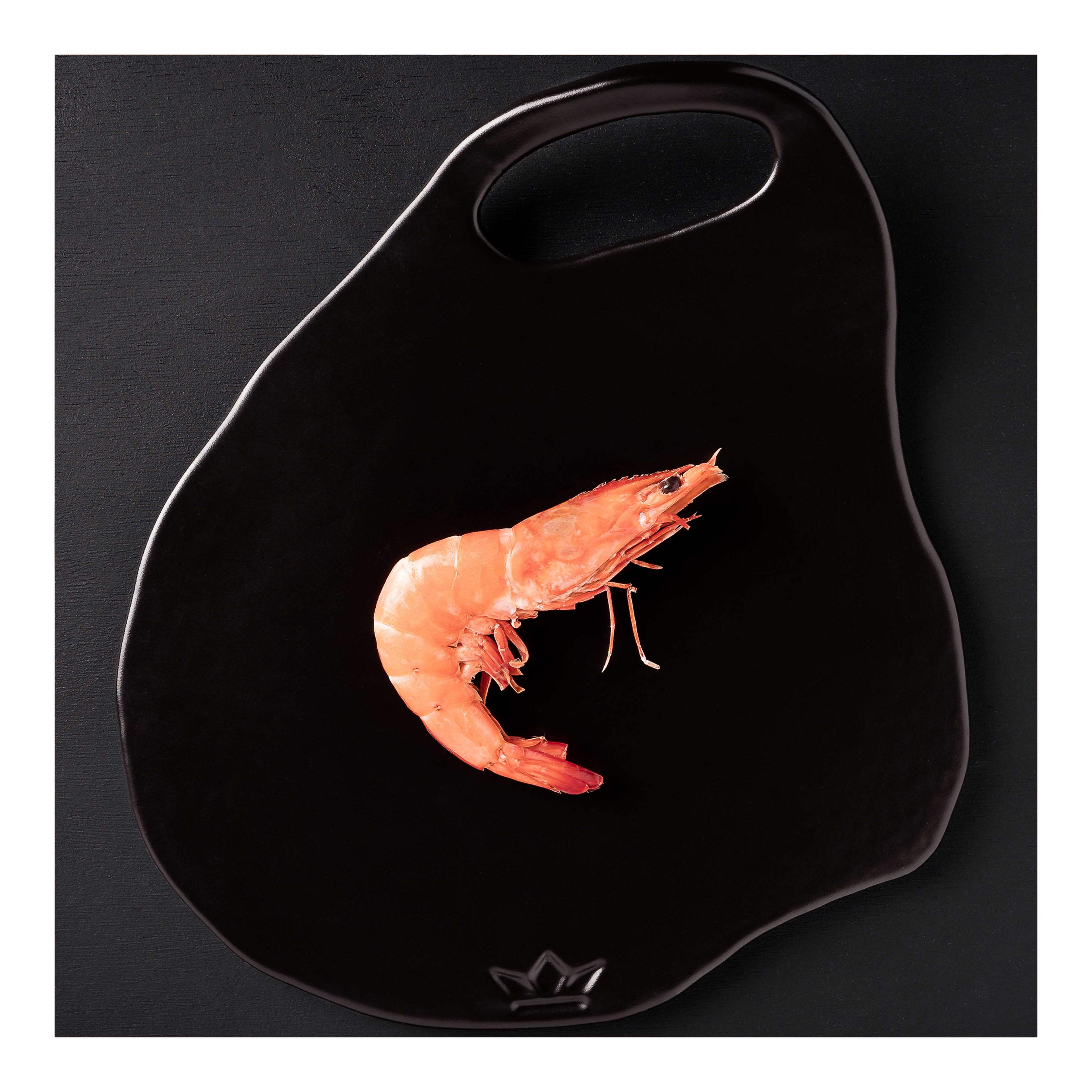 Lola Tallrik Svart 23x28cm, från Dutchdeluxes, i färgen black. Klicka för att öppna bilden i stort format